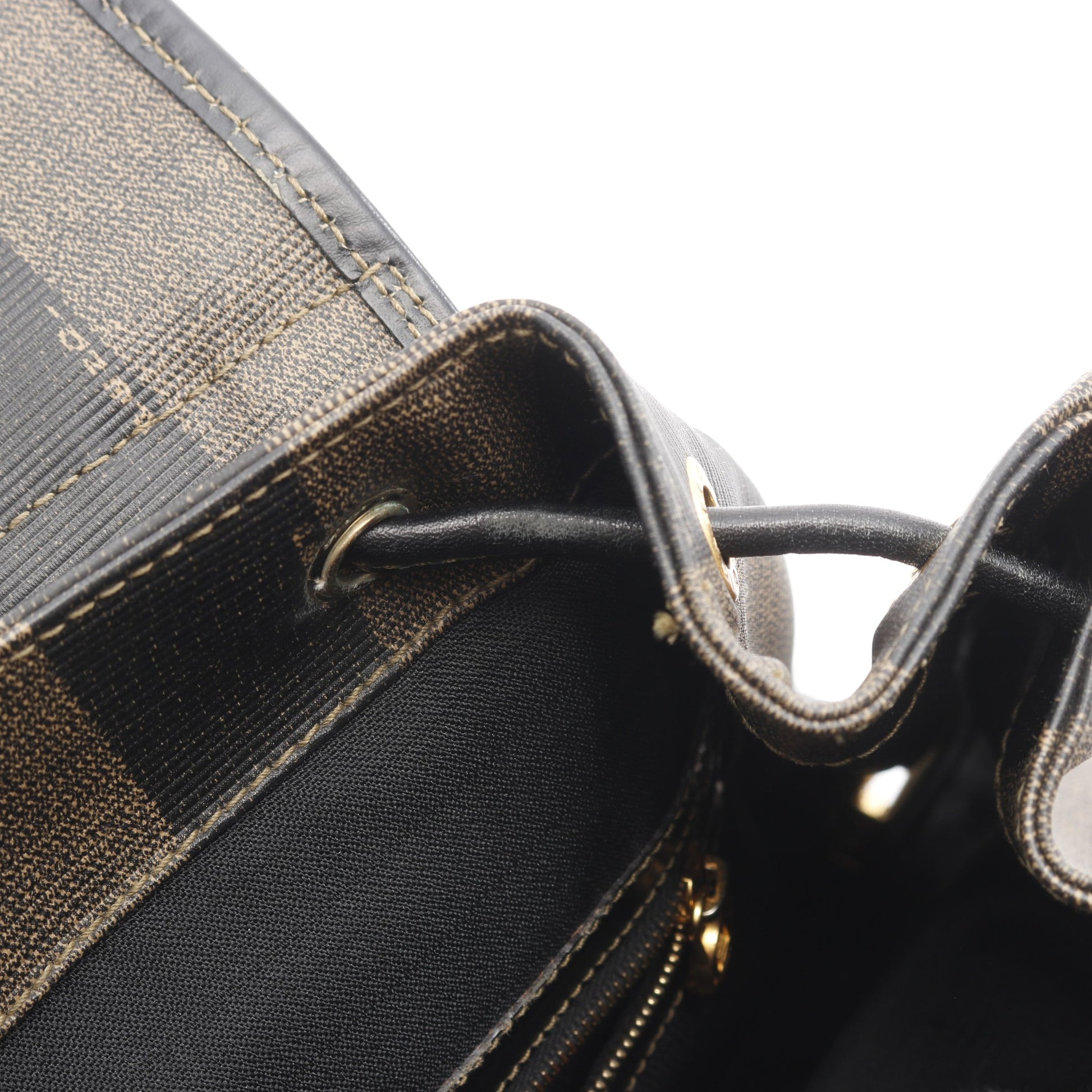 ペカン バックパック リュックサック PVC レザー ブラウン ブラック フェンディ バッグ FENDI