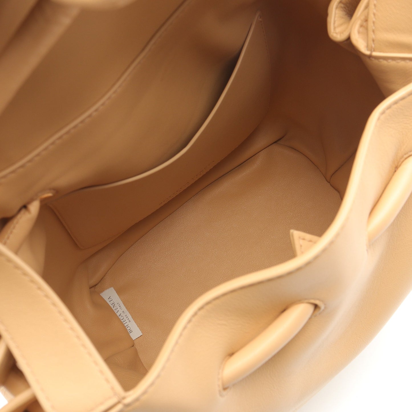 BEAK ビーク ハンドバッグ レザー ライトベージュ ボッテガヴェネタ バッグ BOTTEGA VENETA