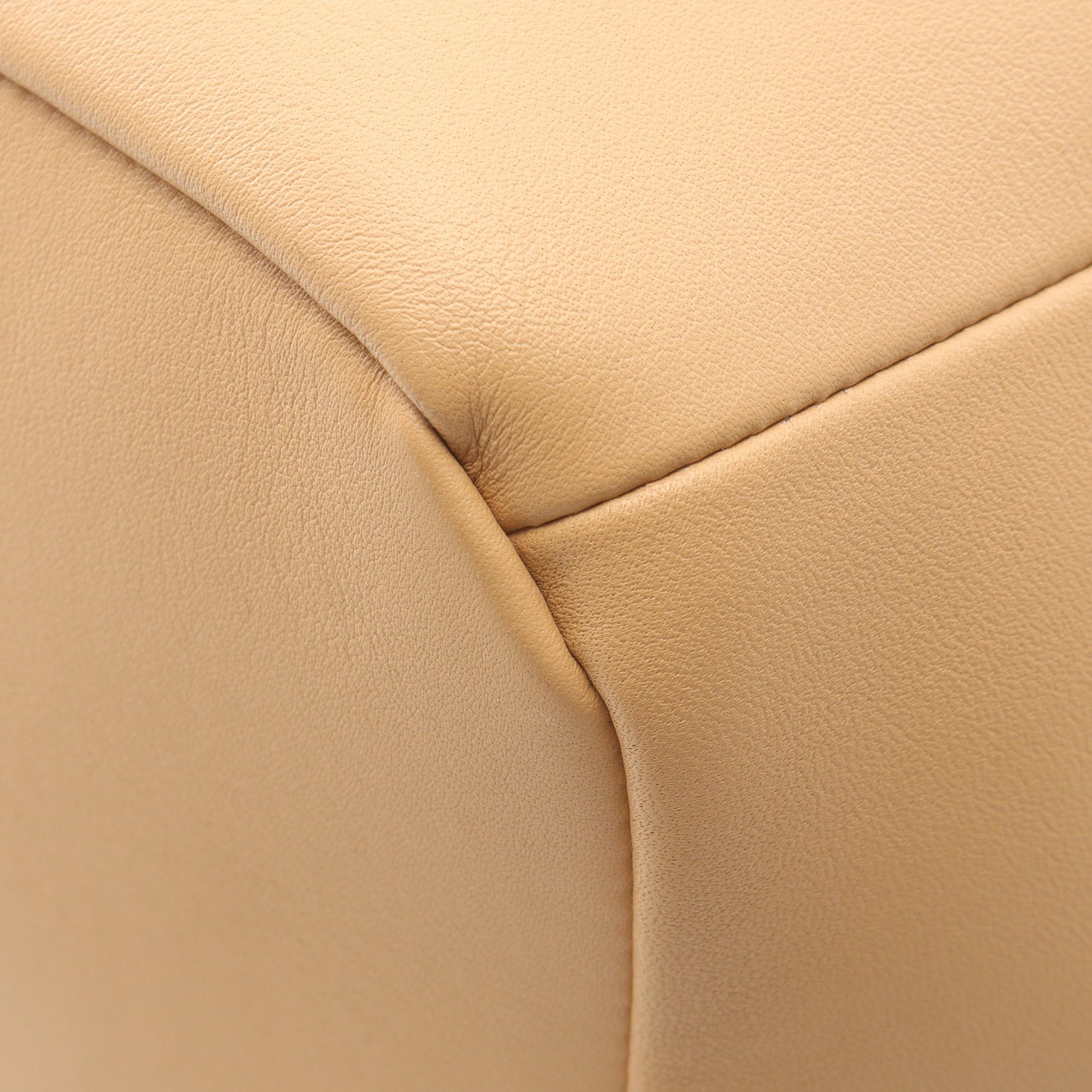 BEAK ビーク ハンドバッグ レザー ライトベージュ ボッテガヴェネタ バッグ BOTTEGA VENETA