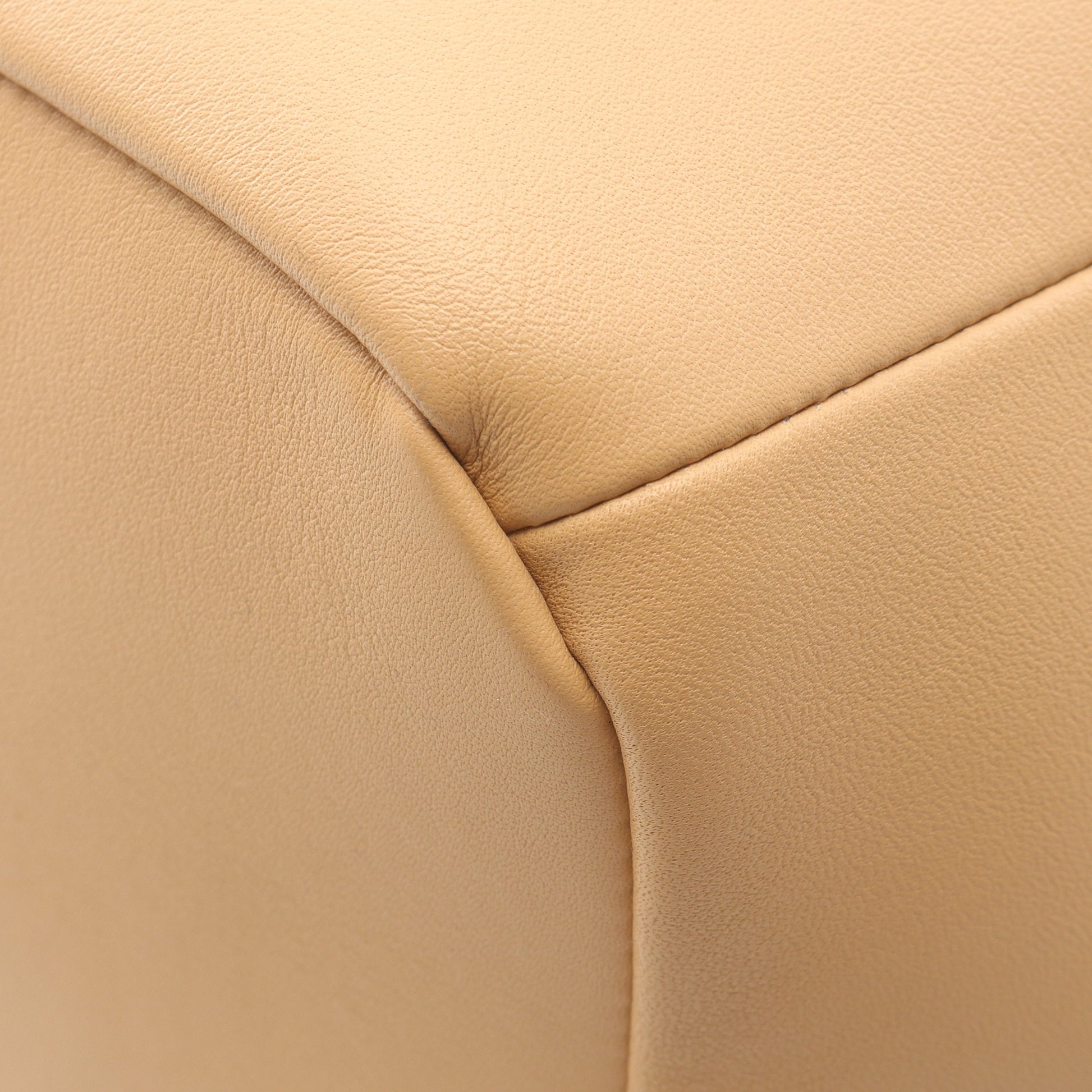 BEAK ビーク ハンドバッグ レザー ライトベージュ ボッテガヴェネタ バッグ BOTTEGA VENETA