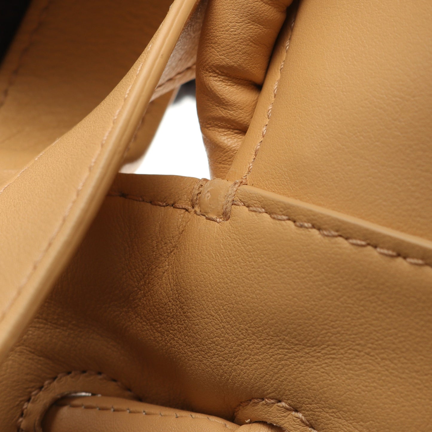 BEAK ビーク ハンドバッグ レザー ライトベージュ ボッテガヴェネタ バッグ BOTTEGA VENETA