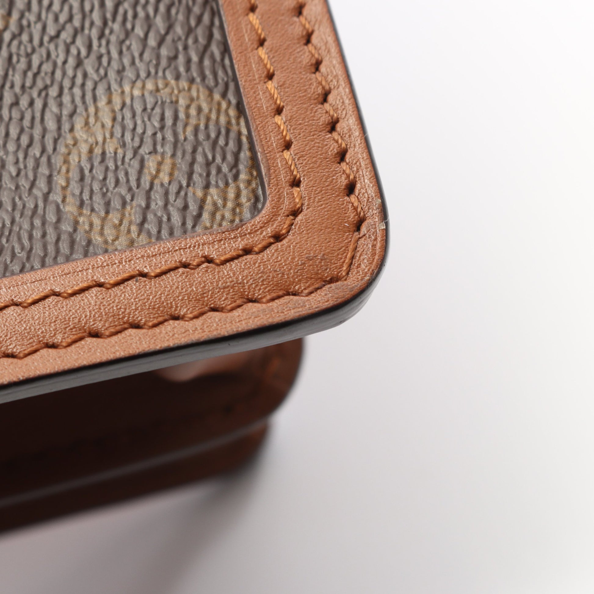 ドーフィーヌ MINI モノグラムリバース ショルダーバッグ PVC レザー ブラウン ベージュ ルイヴィトン バッグ LOUIS VUITTON