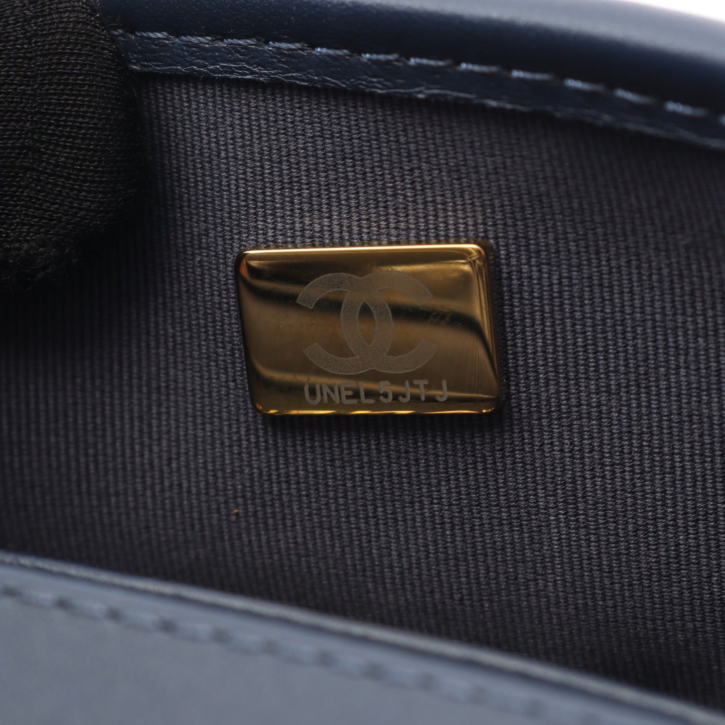 ミニマトラッセ チェーンショルダーバッグ デニム レザー ブルー ネイビー ゴールド金具 2WAY シャネル バッグ CHANEL