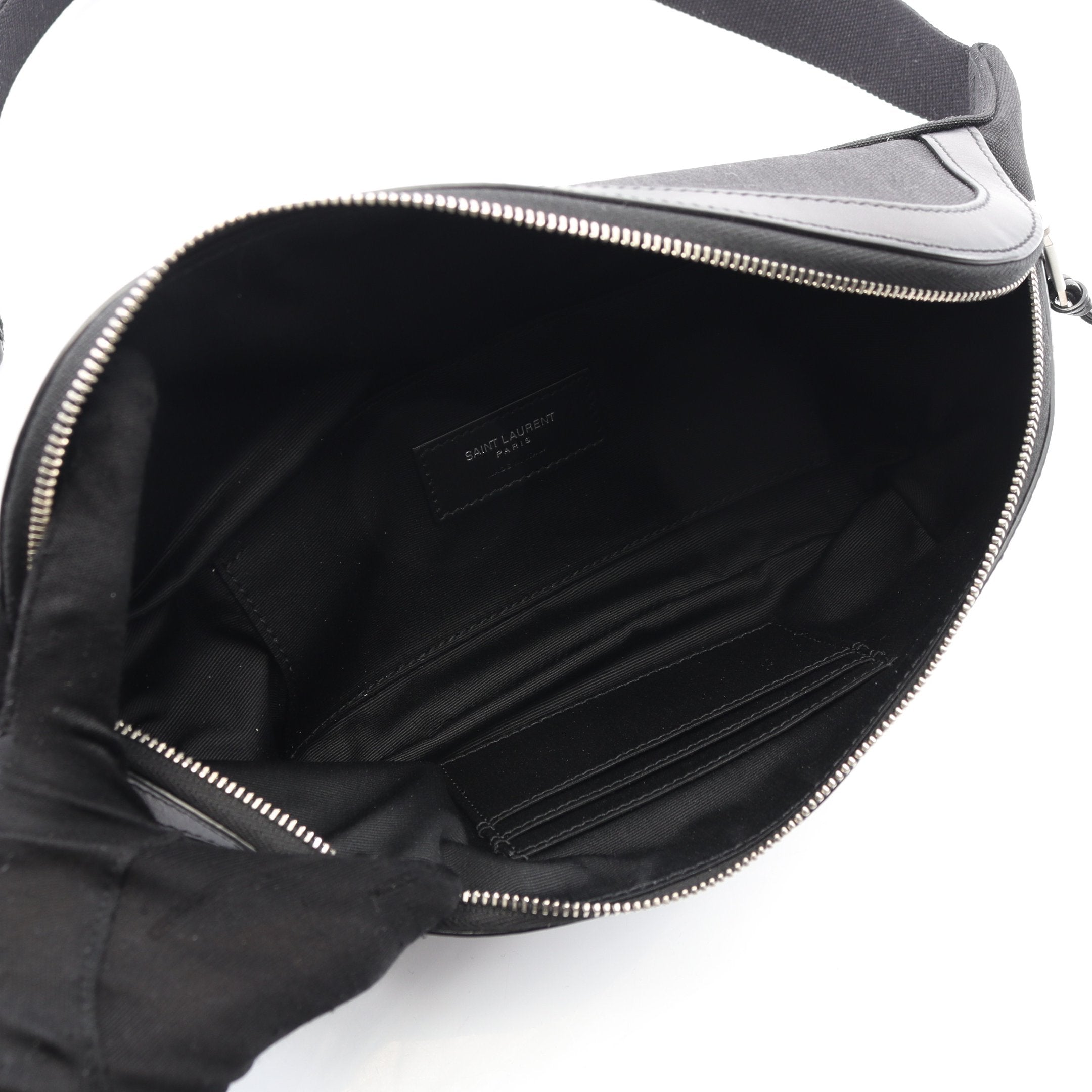 サンローラン ヌックス ボディバッグ ウエストバッグ ナイロン ロゴ ブラック サンローラン(SAINT LAURENT)サンローラン ヌックス クロス