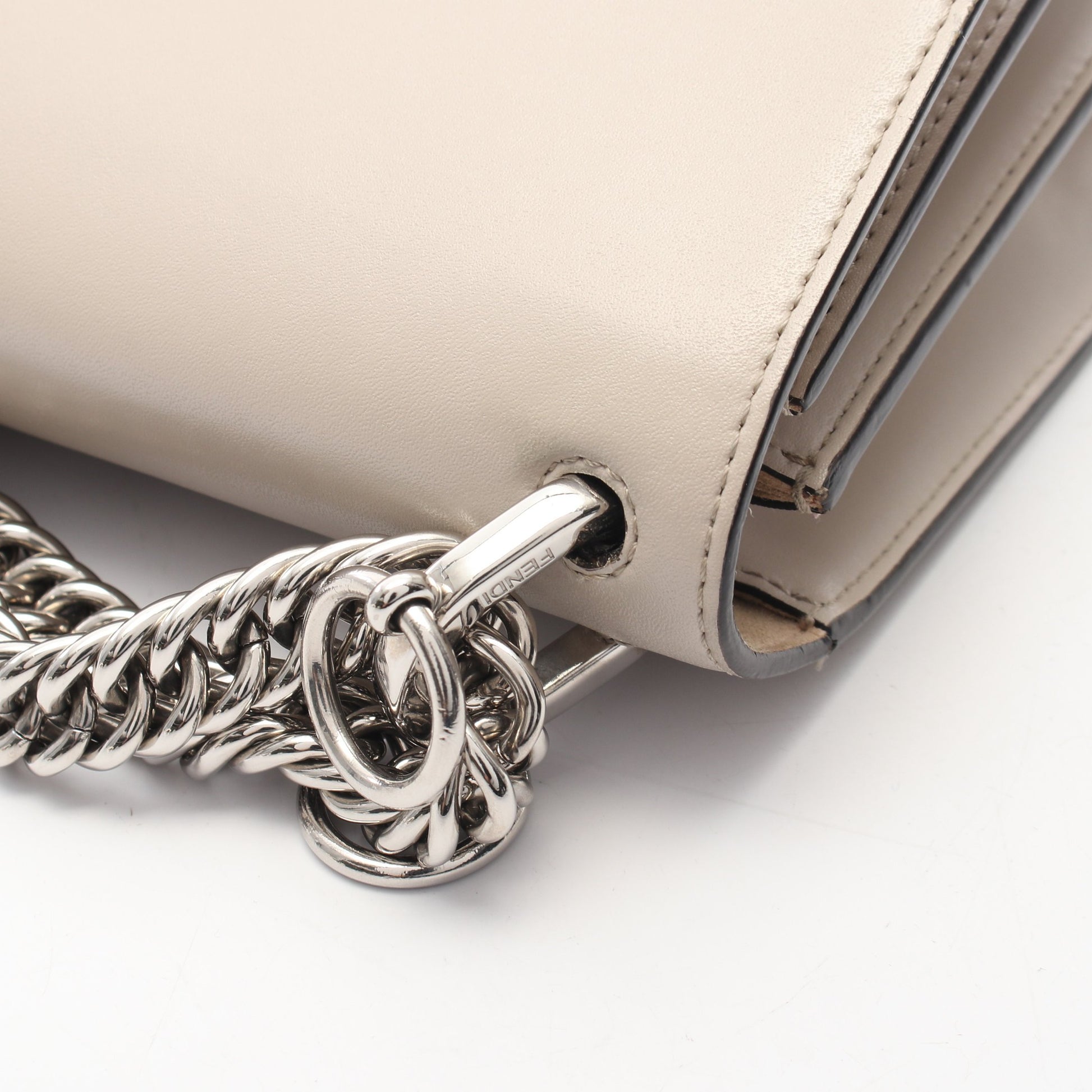 MINI KAN I ミニ キャナイ チェーンショルダーバッグ レザー ベージュ フェンディ バッグ FENDI