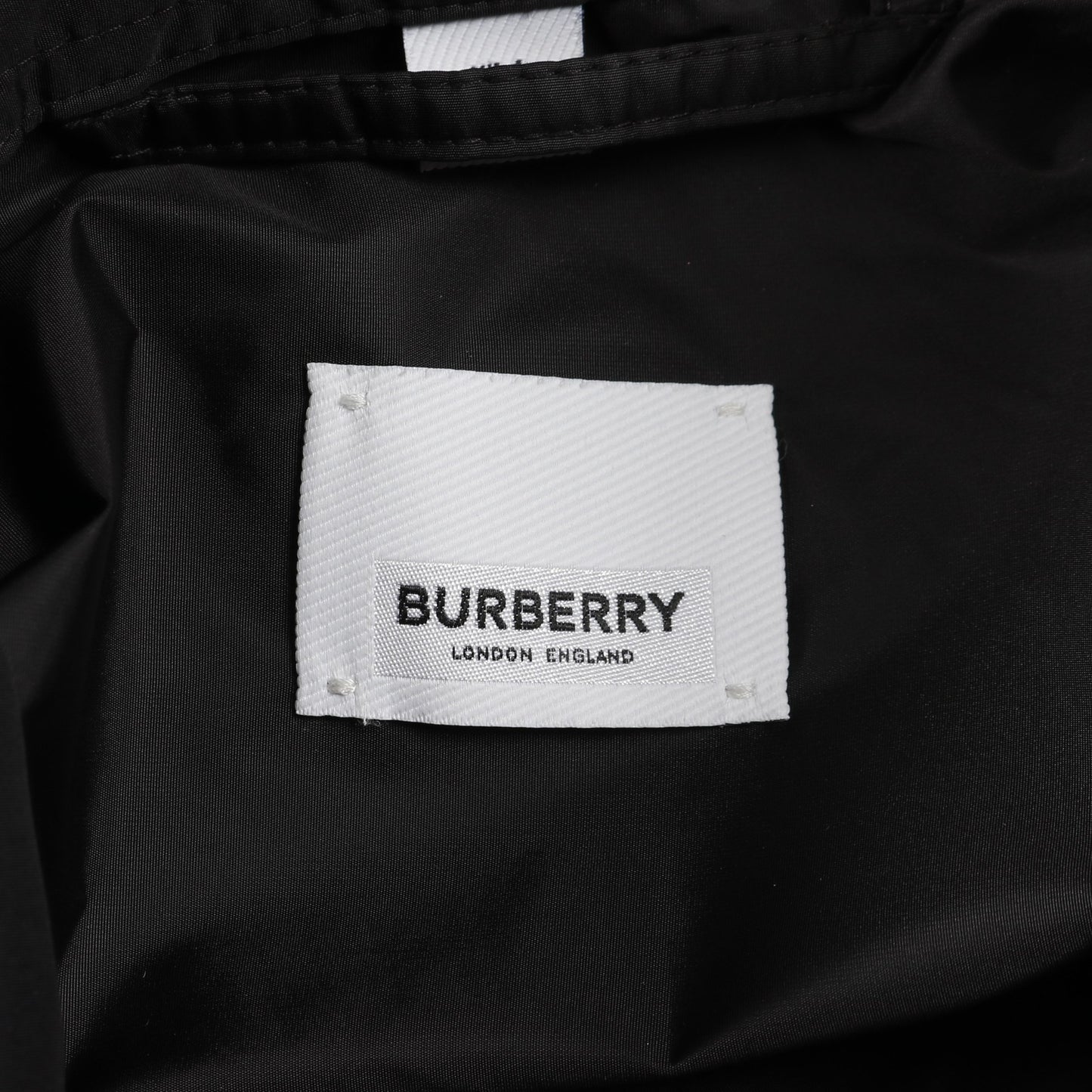 ベスト ハイネック ナイロン ブラック バーバリー アウター BURBERRY