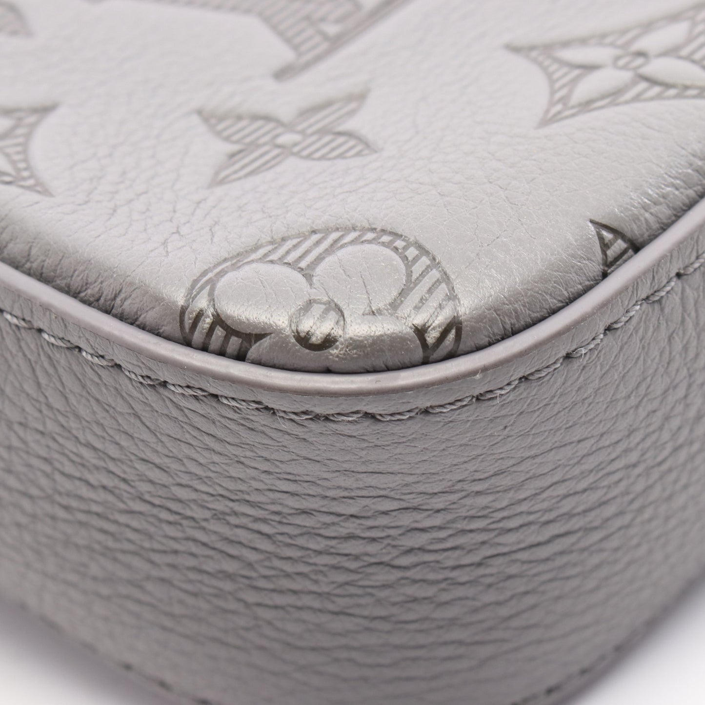 トリオメッセンジャー モノグラムシャドウ ショルダーバッグ レザー グレー ルイヴィトン バッグ LOUIS VUITTON