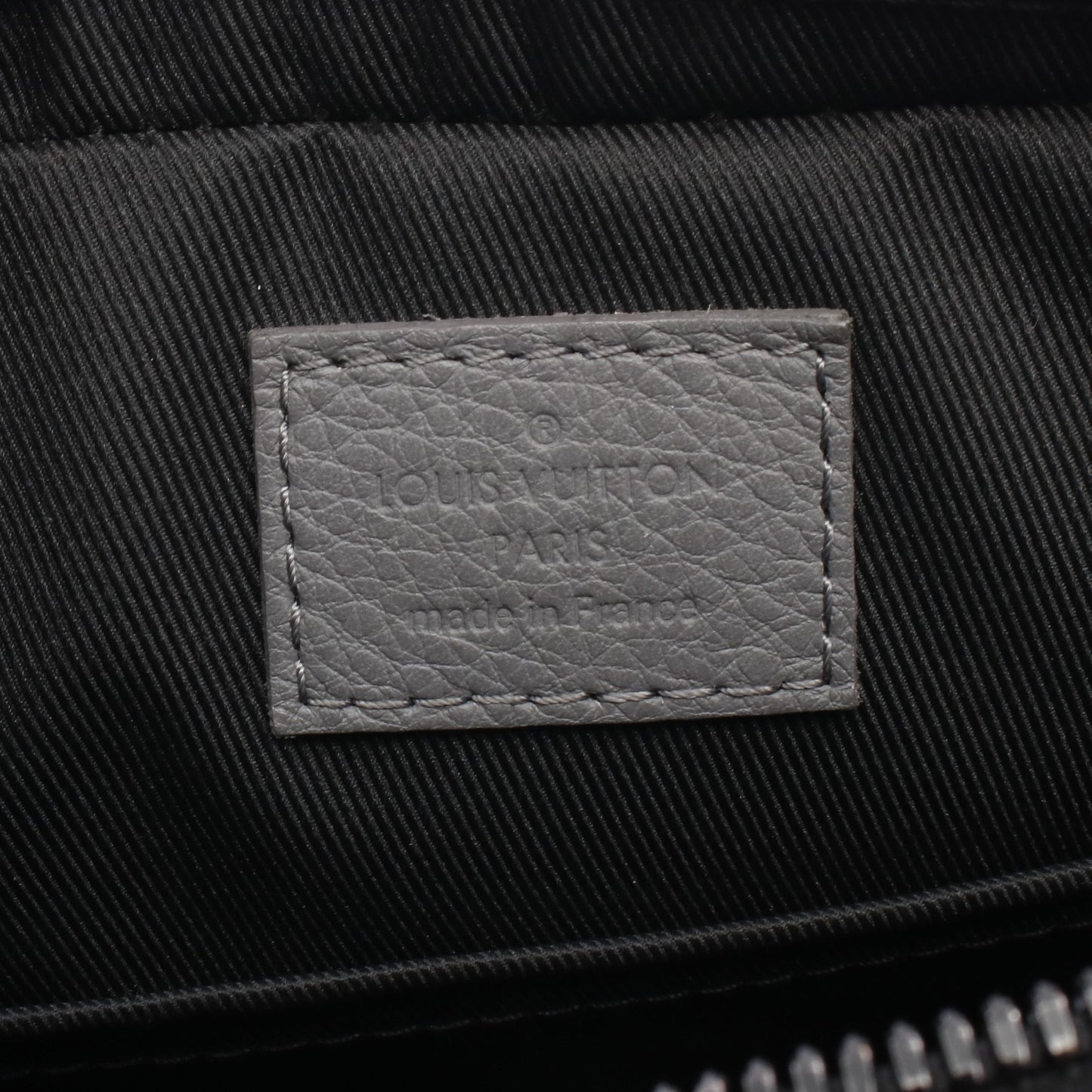 トリオメッセンジャー モノグラムシャドウ ショルダーバッグ レザー グレー ルイヴィトン バッグ LOUIS VUITTON