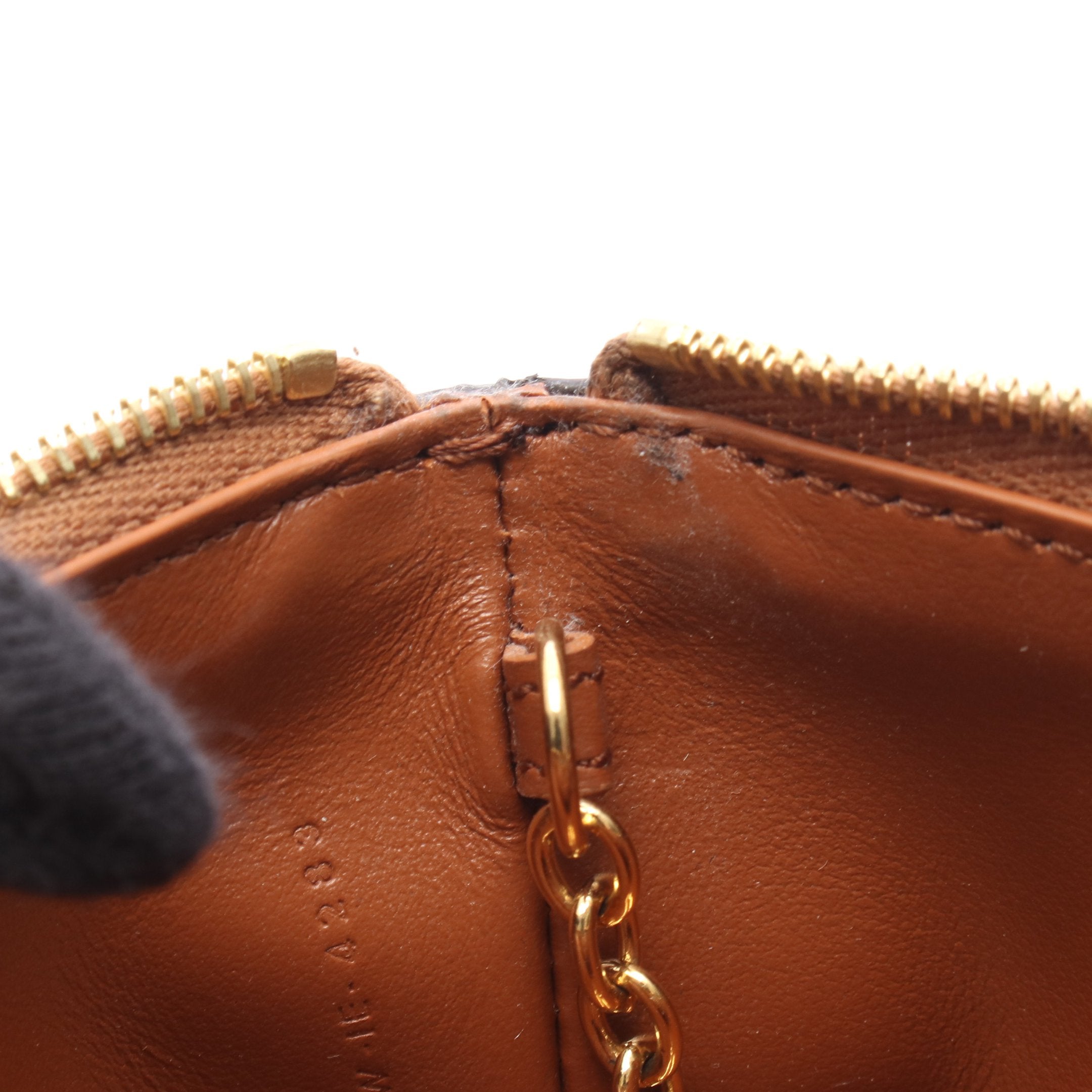 トリオンフ コインケース レザー ブラウン キーリング付き セリーヌ