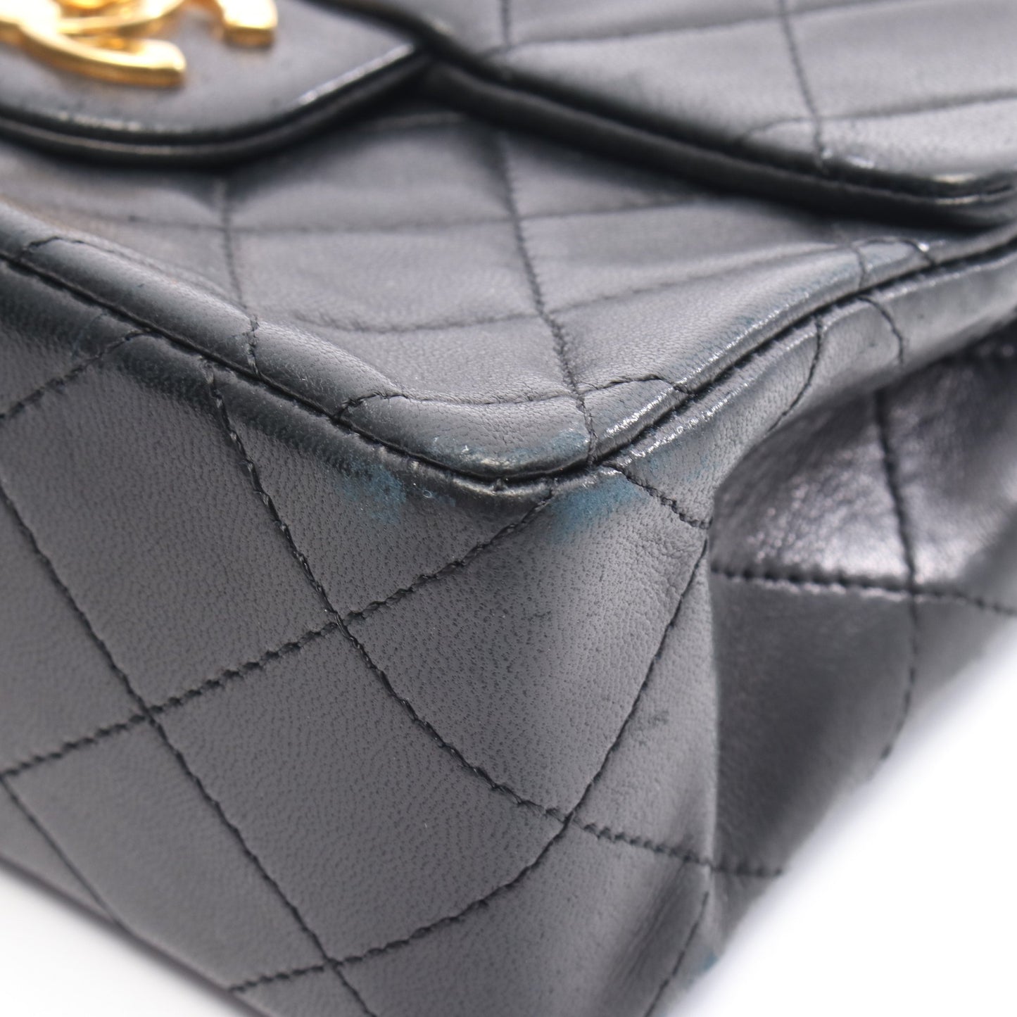 ミニマトラッセ チェーンショルダーバッグ ラムスキン ブラック ゴールド金具 シャネル バッグ CHANEL