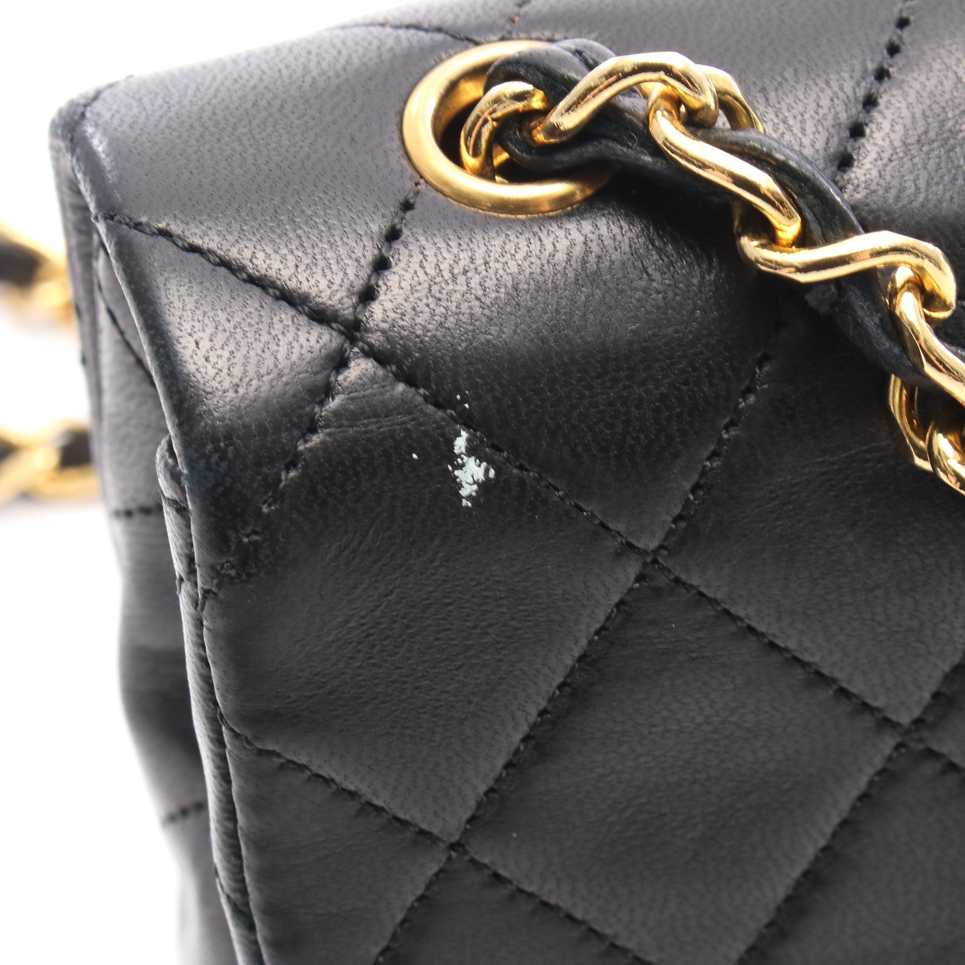 ミニマトラッセ フルフラップ チェーンショルダーバッグ ラムスキン ブラック ゴールド金具 シャネル バッグ CHANEL