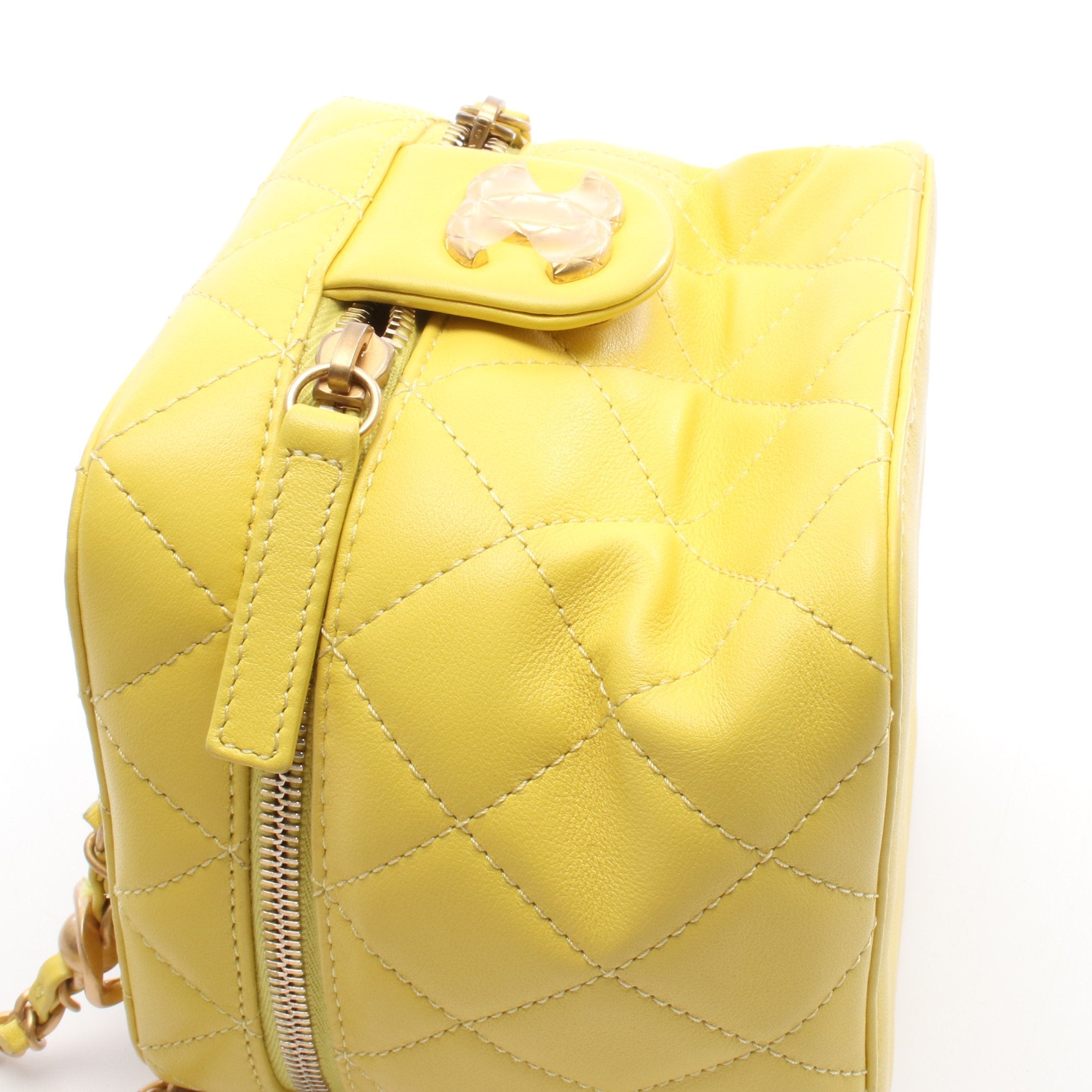 マトラッセ バニティバッグ チェーンショルダーバッグ レザー イエロー