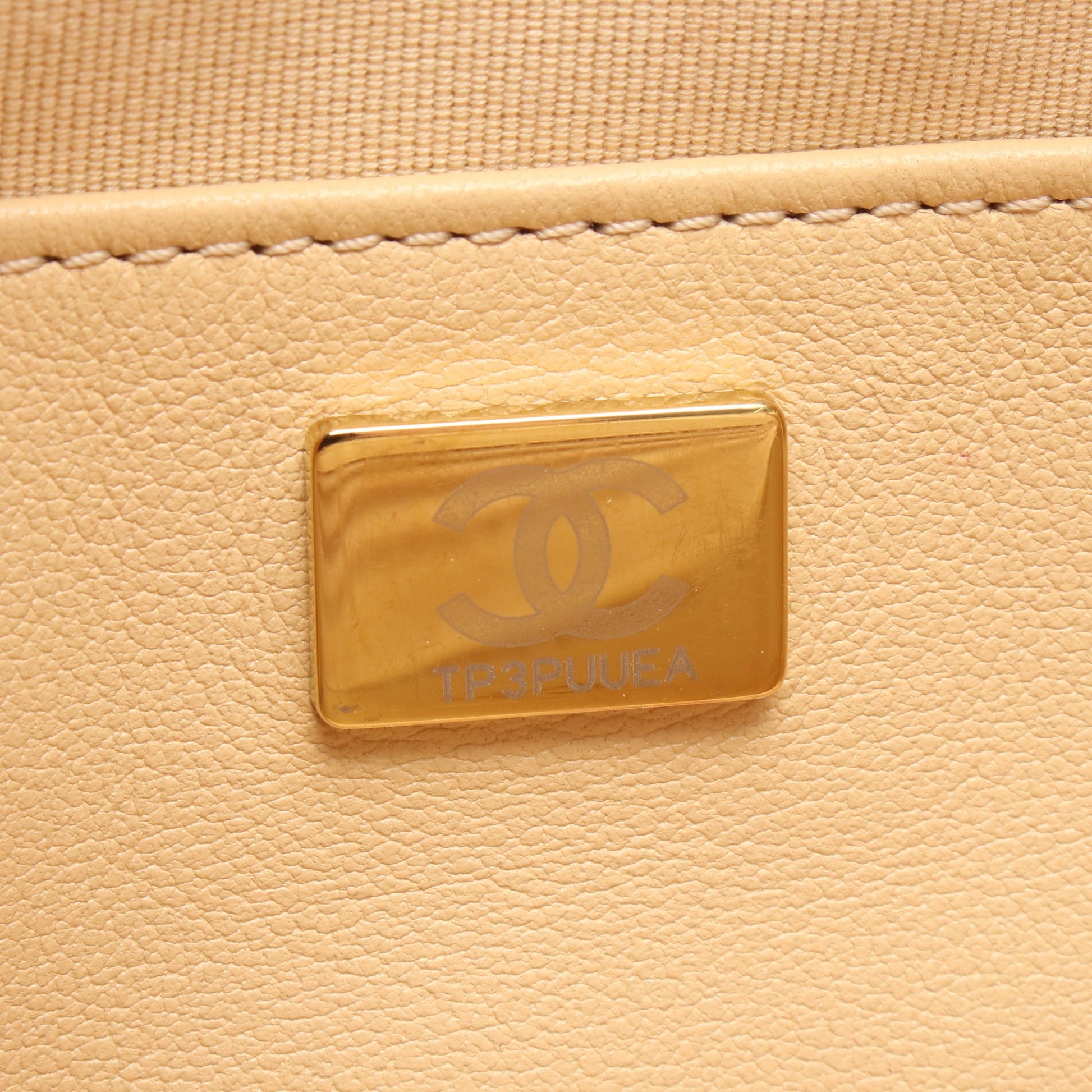 ココマーク ハーフムーンバッグ チェーンショルダーバッグ ムートン ベージュ ゴールド金具 シャネル バッグ CHANEL