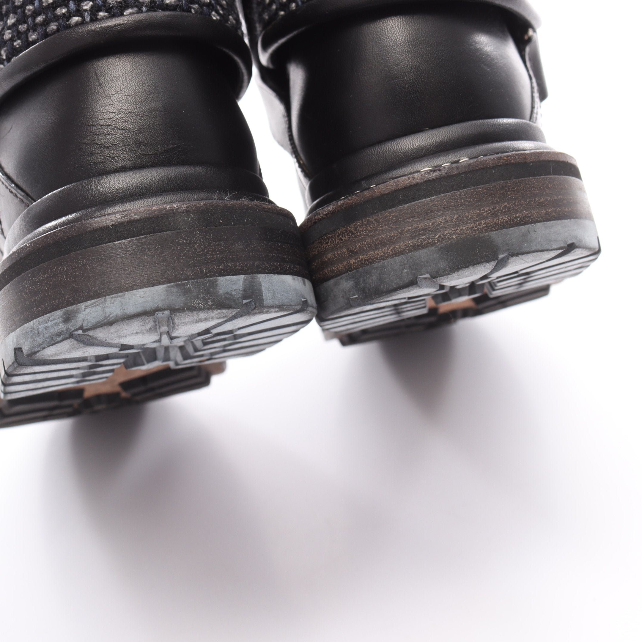 ココマーク エンジニアブーツ ツイード レザー ブラック シャネル – RECLO