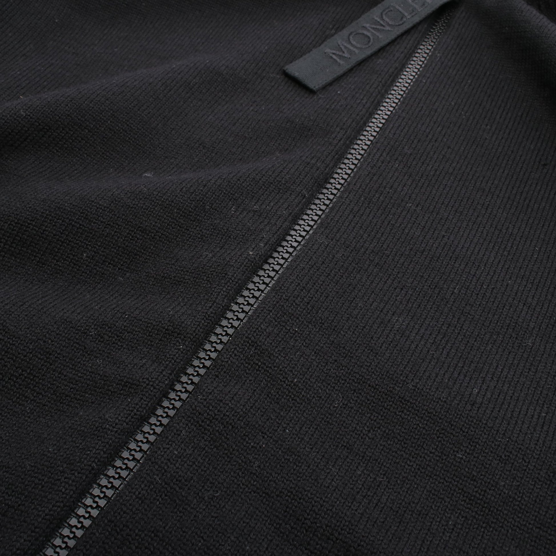 ニットパーカー カーディガン ウール ナイロン ブラック ダウン切替 フード付き モンクレール トップス MONCLER