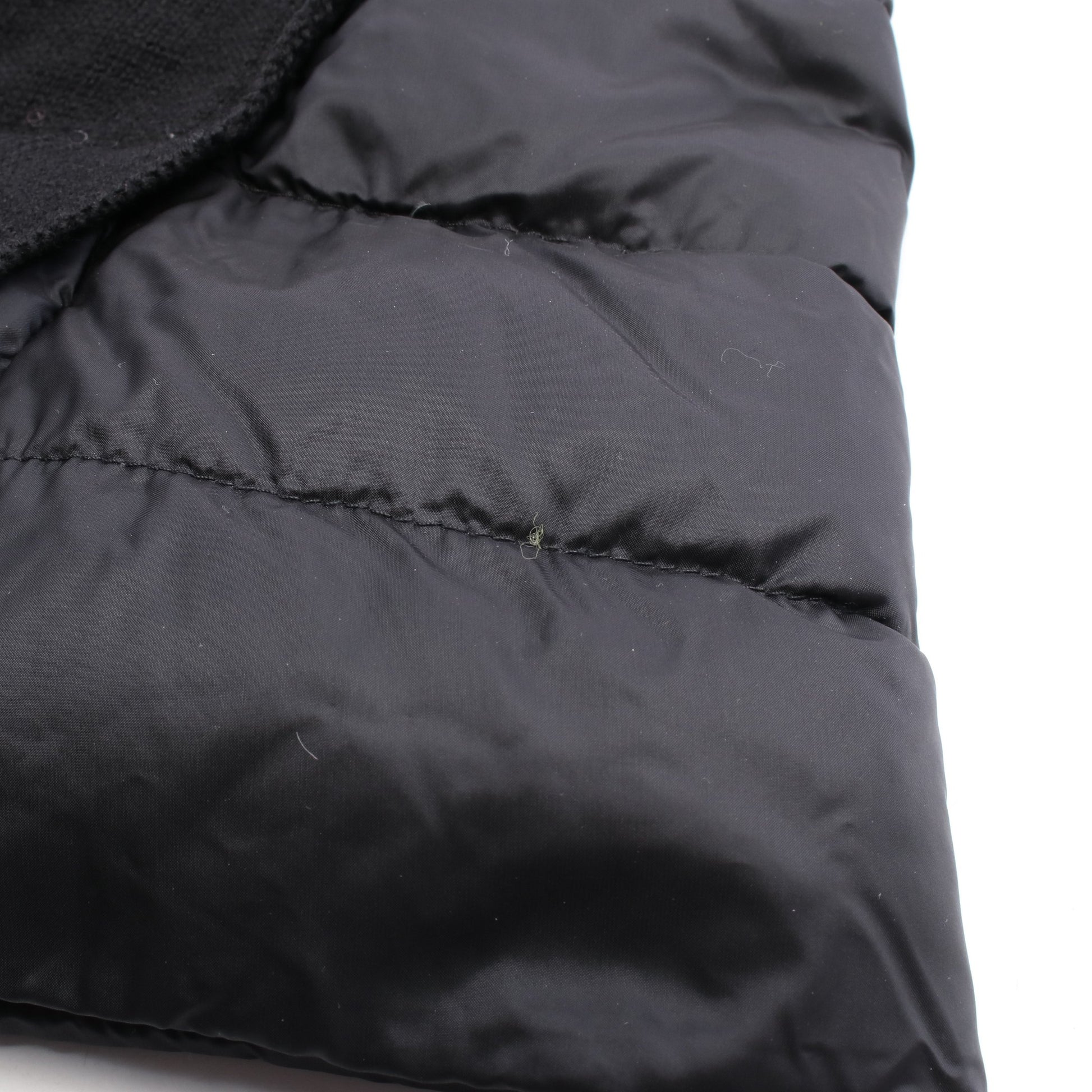 ニットパーカー カーディガン ウール ナイロン ブラック ダウン切替 フード付き モンクレール トップス MONCLER