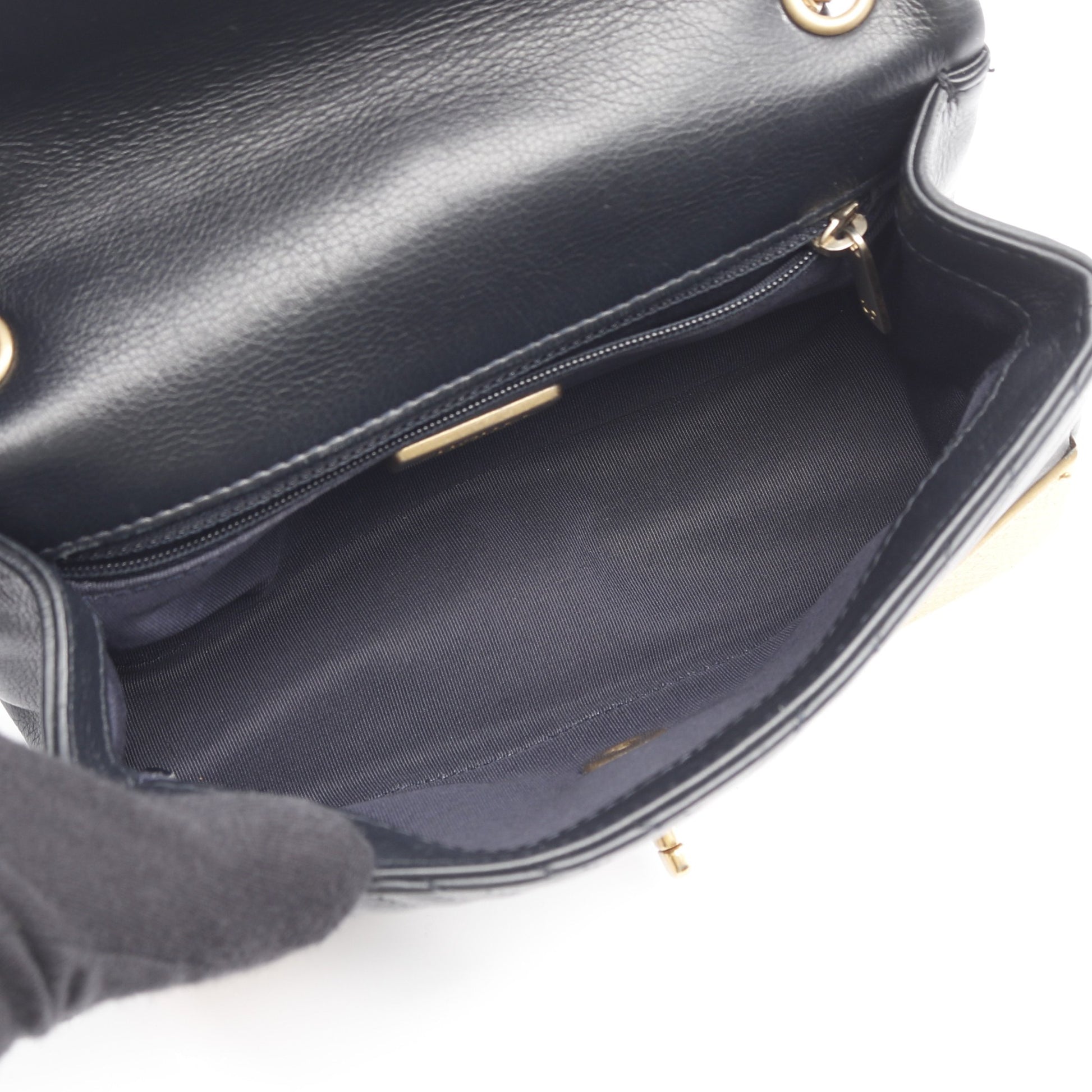 Vステッチ Wチェーンショルダーバッグ ラムスキン ブラック ゴールド金具 シャネル バッグ CHANEL
