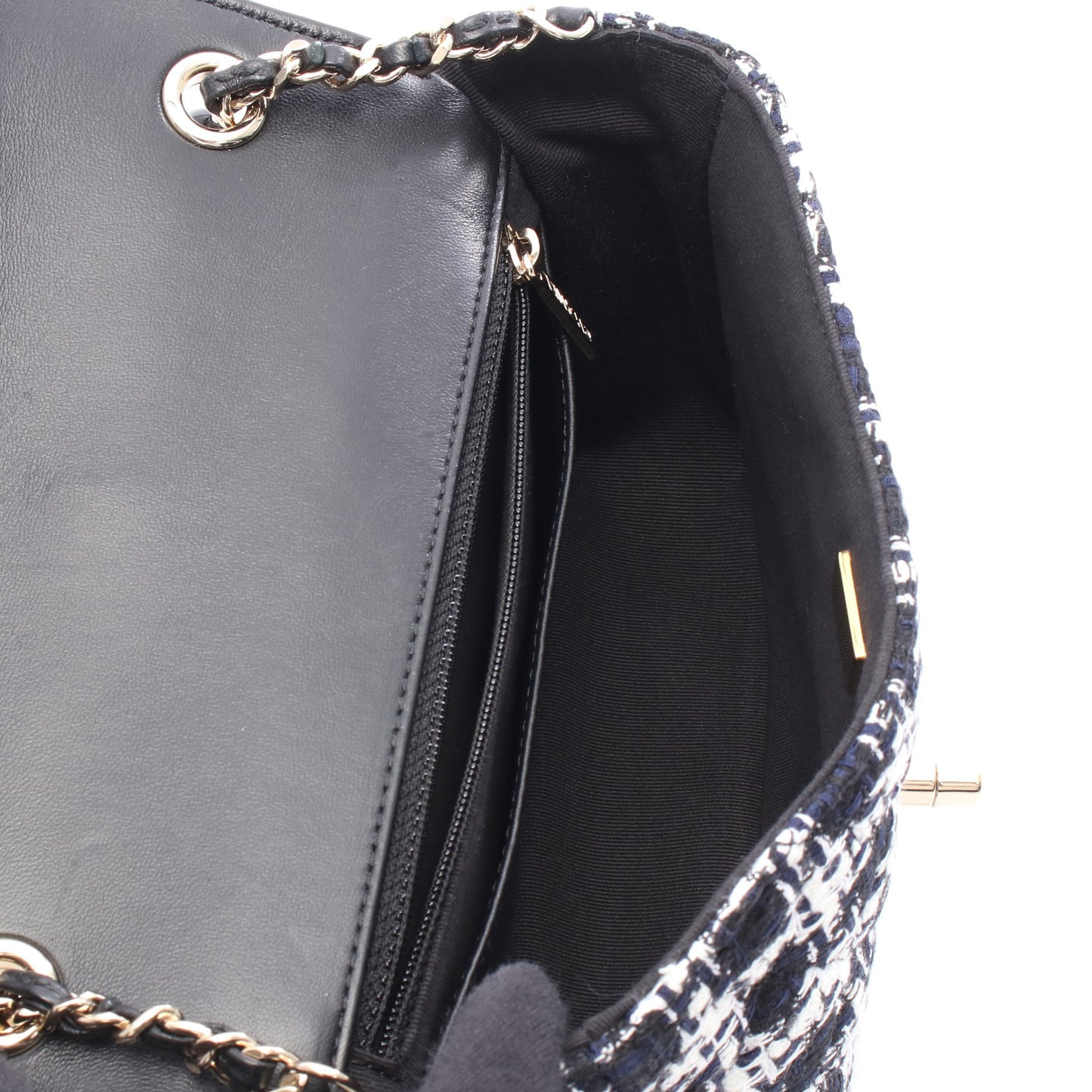 ミニマトラッセ20 チェーンショルダーバッグ ツイード ブラック ホワイト ネイビー ゴールド金具 シャネル バッグ CHANEL