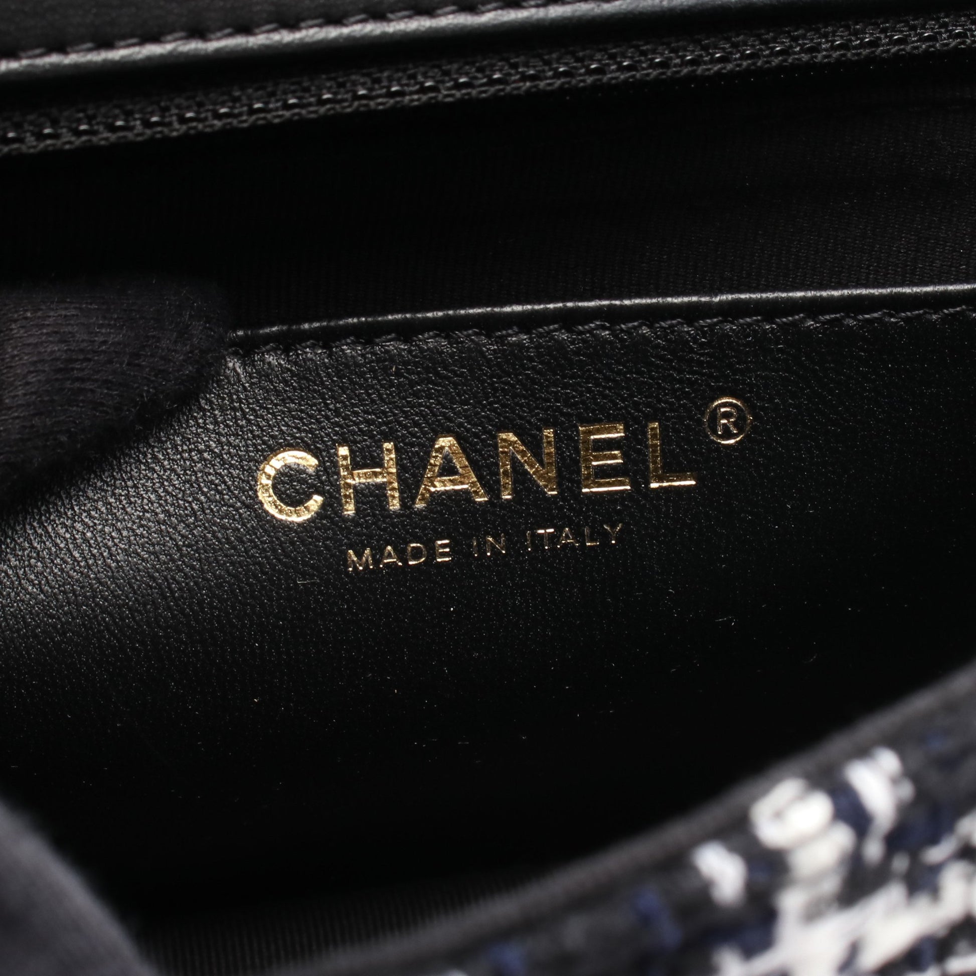 ミニマトラッセ20 チェーンショルダーバッグ ツイード ブラック ホワイト ネイビー ゴールド金具 シャネル バッグ CHANEL