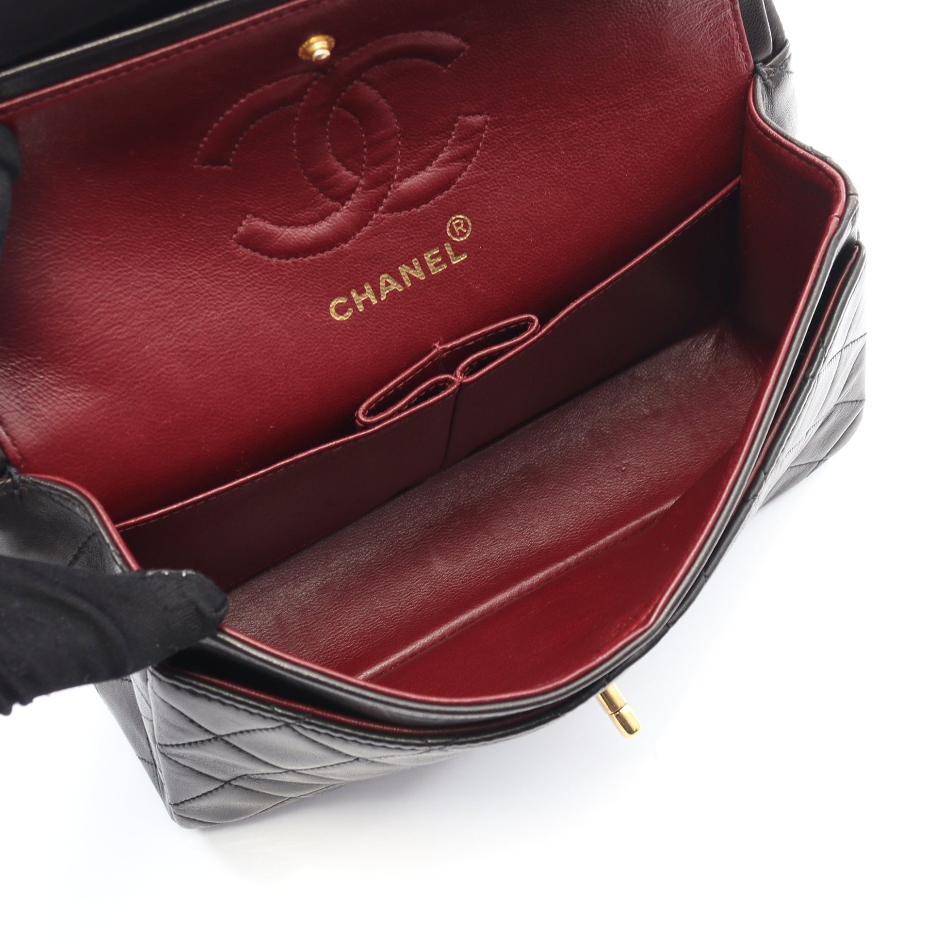 マトラッセ Wフラップ Wチェーンショルダーバッグ ラムスキン ブラック ゴールド金具 シャネル バッグ CHANEL