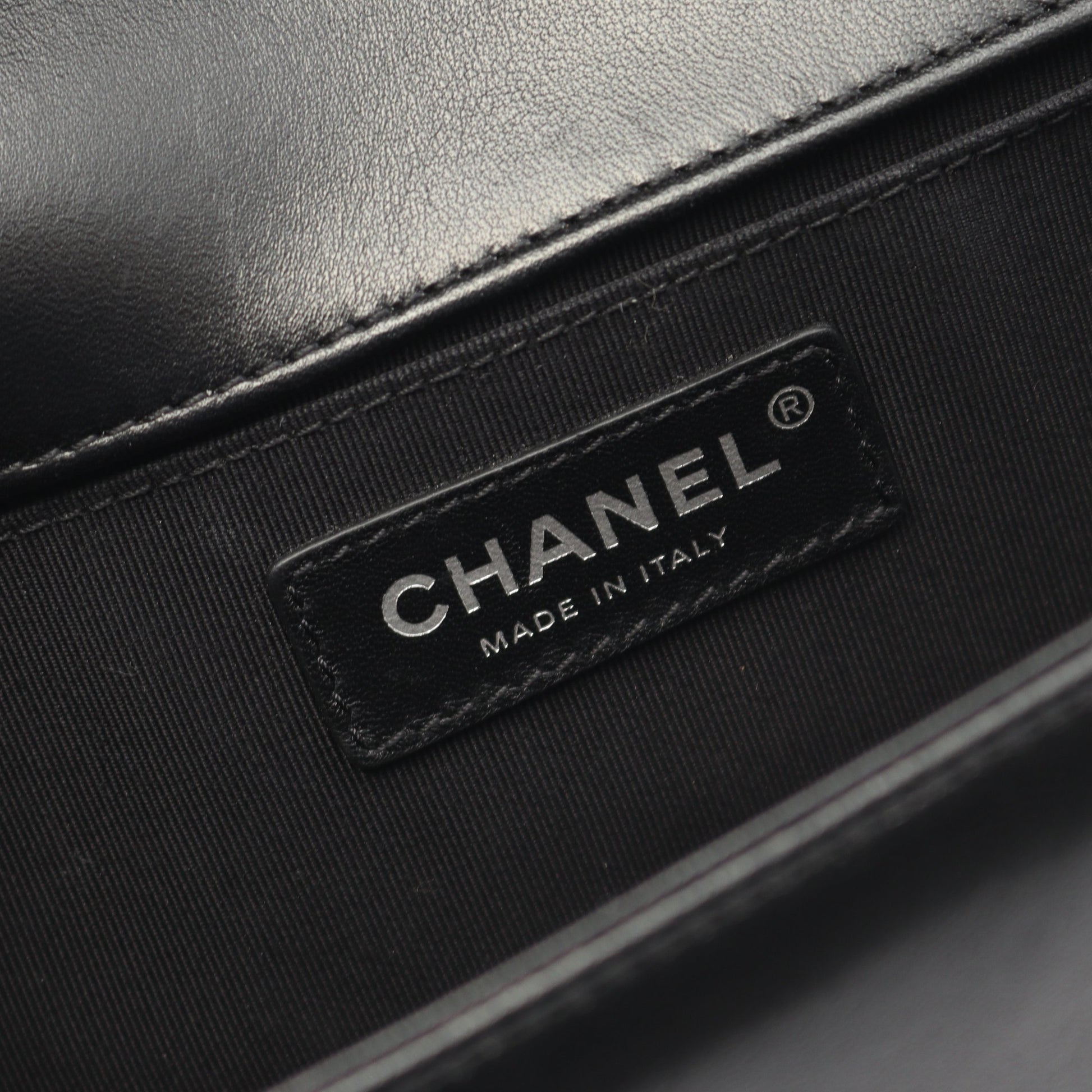 ボーイシャネル チェーンショルダーバッグ ラムスキン ブラック アンティークシルバー金具 シャネル バッグ CHANEL