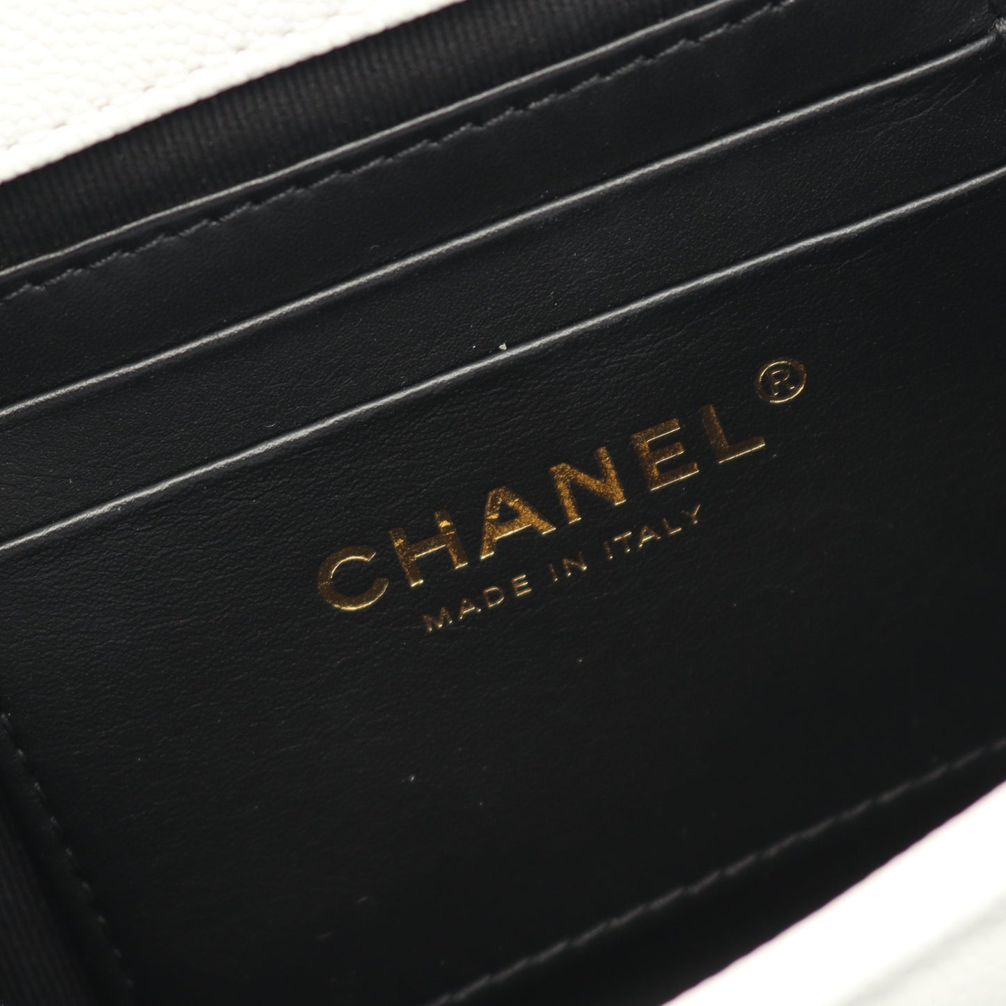 マトラッセ スモール バニティバッグ チェーンショルダーバッグ キャビアスキン ホワイト ゴールド金具 2WAY シャネル バッグ CHANEL
