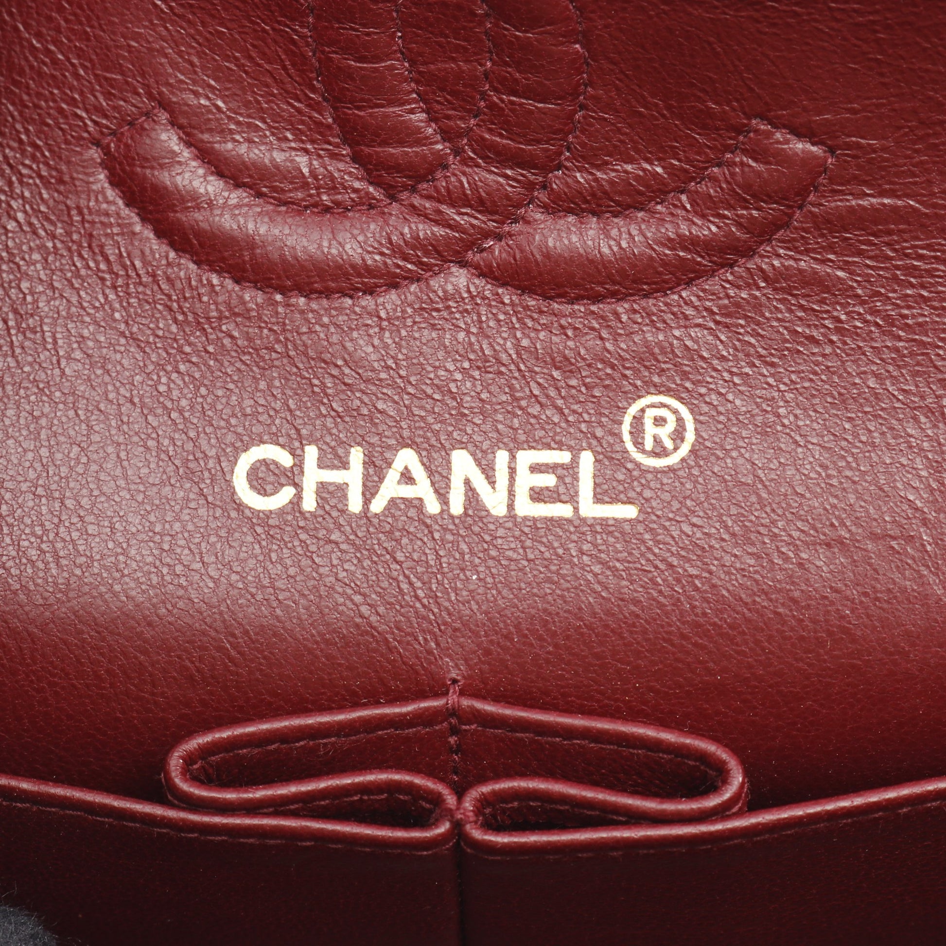 マトラッセ Wフラップ Wチェーンショルダーバッグ ラムスキン ブラック ゴールド金具 シャネル バッグ CHANEL