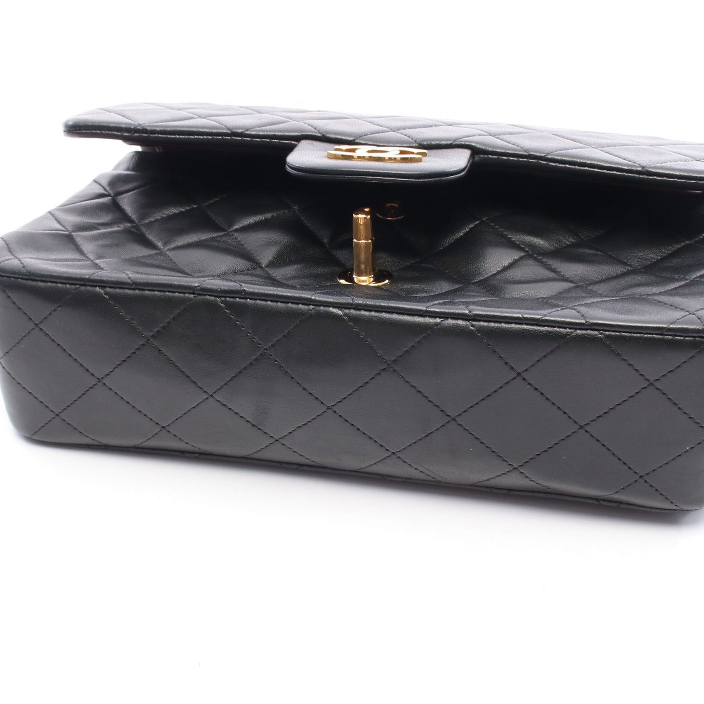 マトラッセ Wフラップ Wチェーンショルダーバッグ ラムスキン ブラック ゴールド金具 シャネル バッグ CHANEL