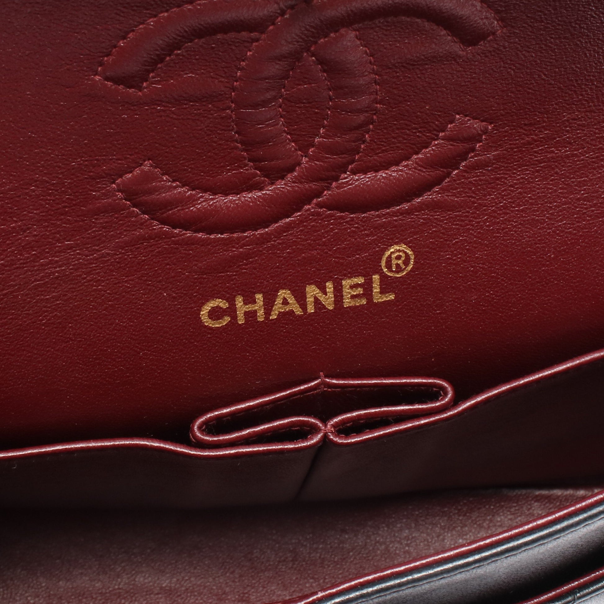 マトラッセ Wフラップ Wチェーンショルダーバッグ ラムスキン ブラック ゴールド金具 シャネル バッグ CHANEL