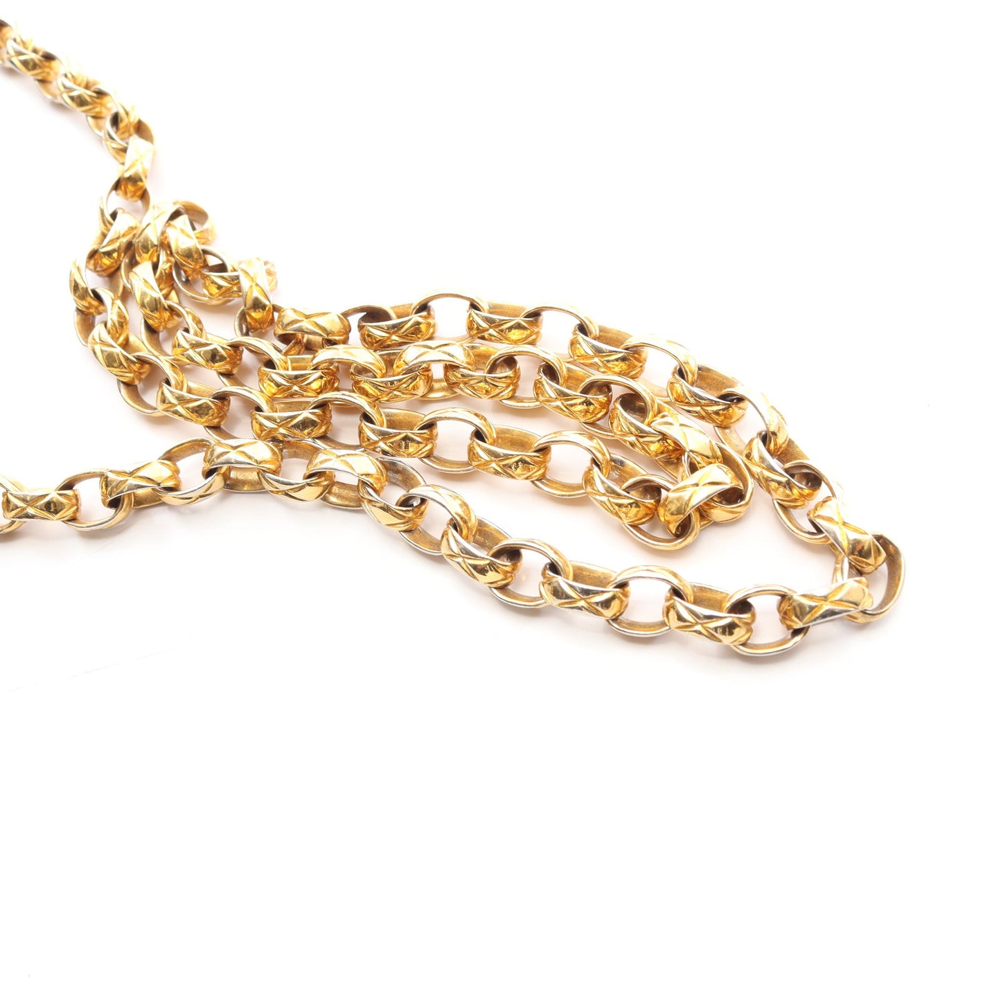 マトラッセ チェーンショルダーバッグ キャビアスキン ブラック ゴールド金具 シャネル バッグ CHANEL