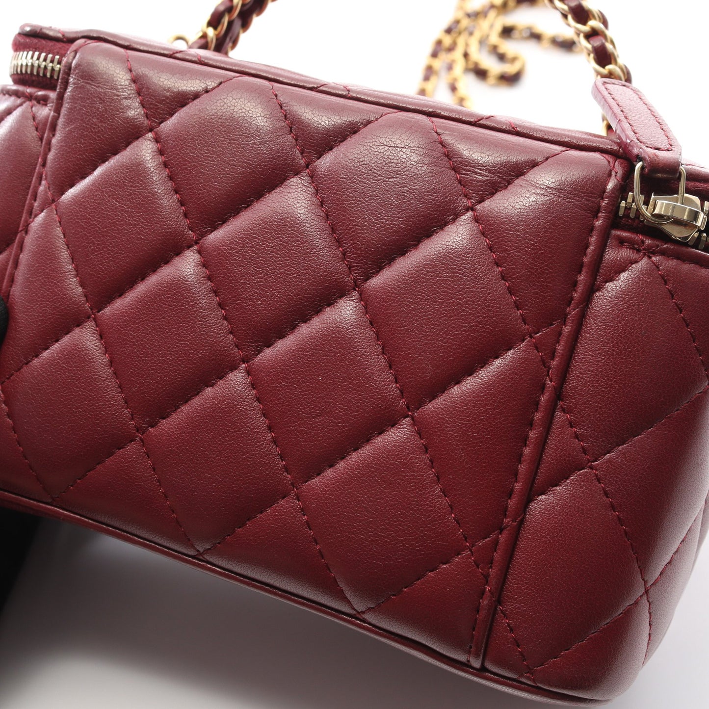 マトラッセ バニティバッグ チェーンショルダーバッグ ラムスキン ボルドー ゴールド金具 2WAY シャネル バッグ CHANEL