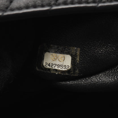 Vステッチ シェブロン チェーンショルダーバッグ ラムスキン ブラック ゴールド金具 2WAY シャネル バッグ CHANEL