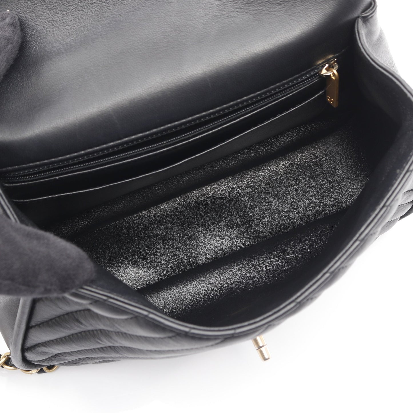 Vステッチ シェブロン チェーンショルダーバッグ ラムスキン ブラック ゴールド金具 2WAY シャネル バッグ CHANEL
