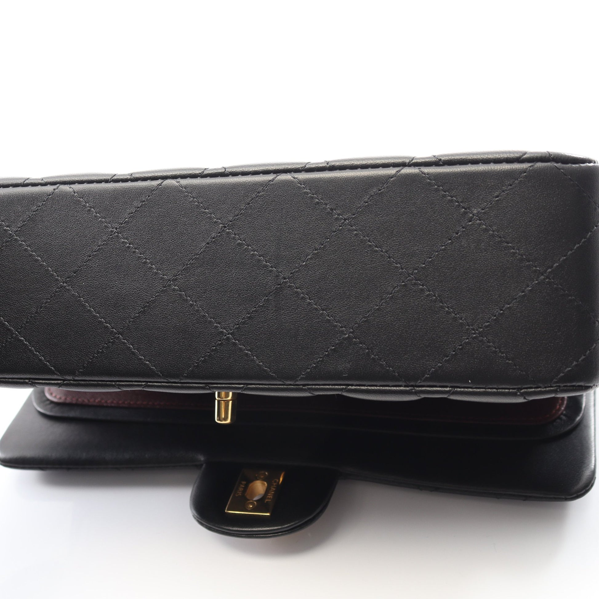 マトラッセ Wフラップ Wチェーンショルダーバッグ ラムスキン ブラック ゴールド金具 シャネル バッグ CHANEL