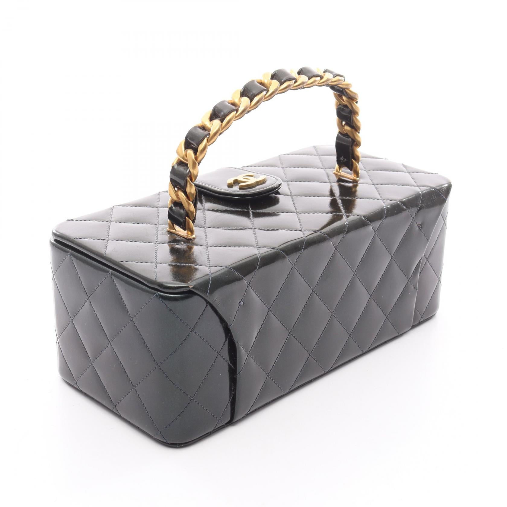 マトラッセ バニティバッグ エナメルレザー ダークグリーン ゴールド