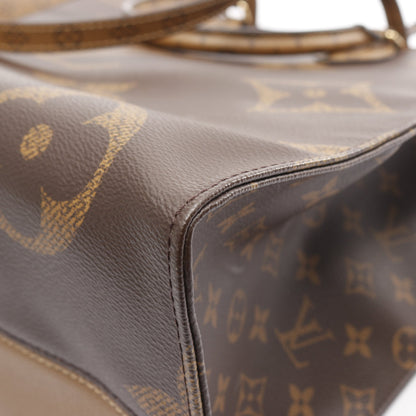 オンザゴーGM モノグラムジャイアント リバース ショルダーバッグ トートバッグ PVC ブラウン ベージュ ルイヴィトン バッグ LOUIS VUITTON