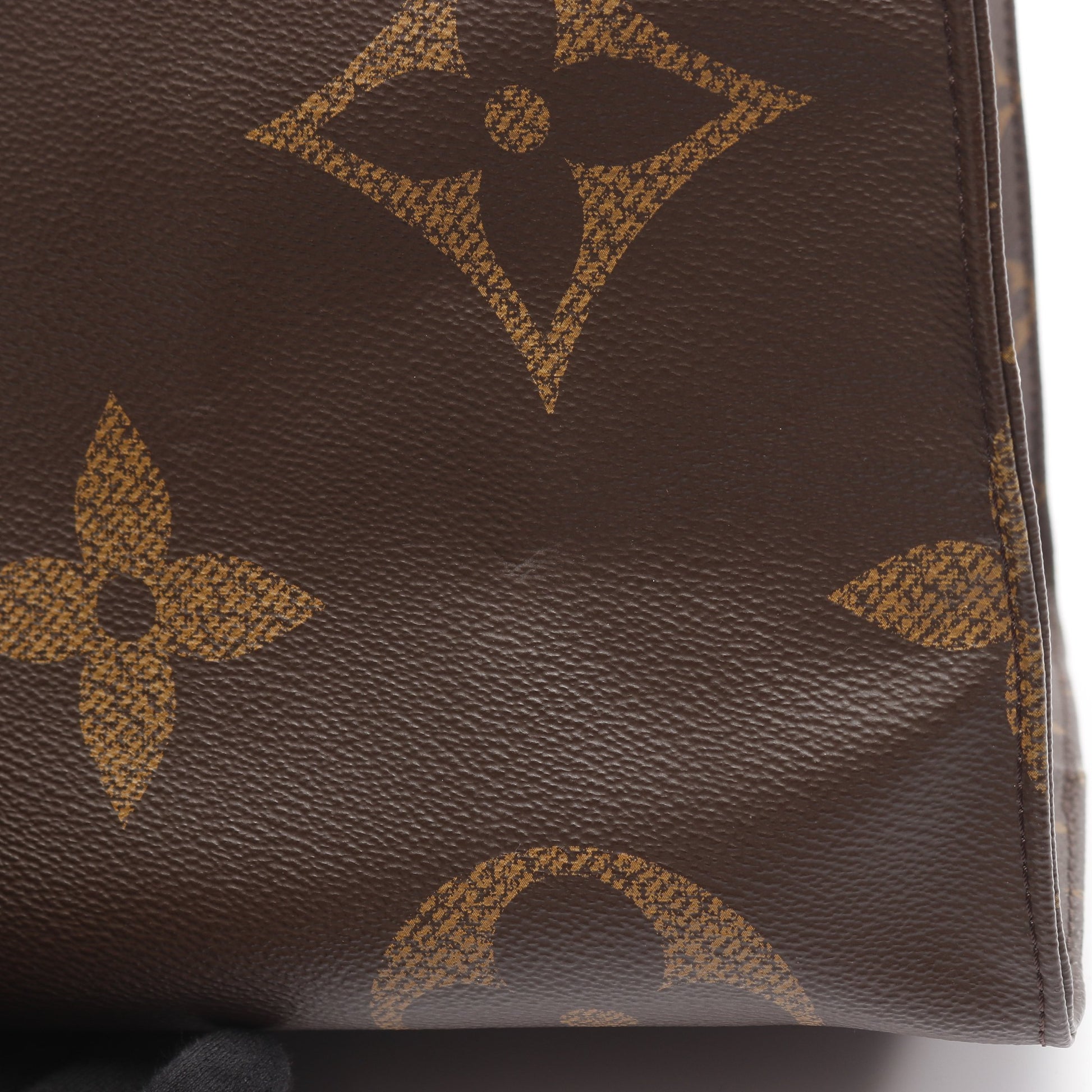 オンザゴーGM モノグラムジャイアント リバース ショルダーバッグ トートバッグ PVC ブラウン ベージュ ルイヴィトン バッグ LOUIS VUITTON