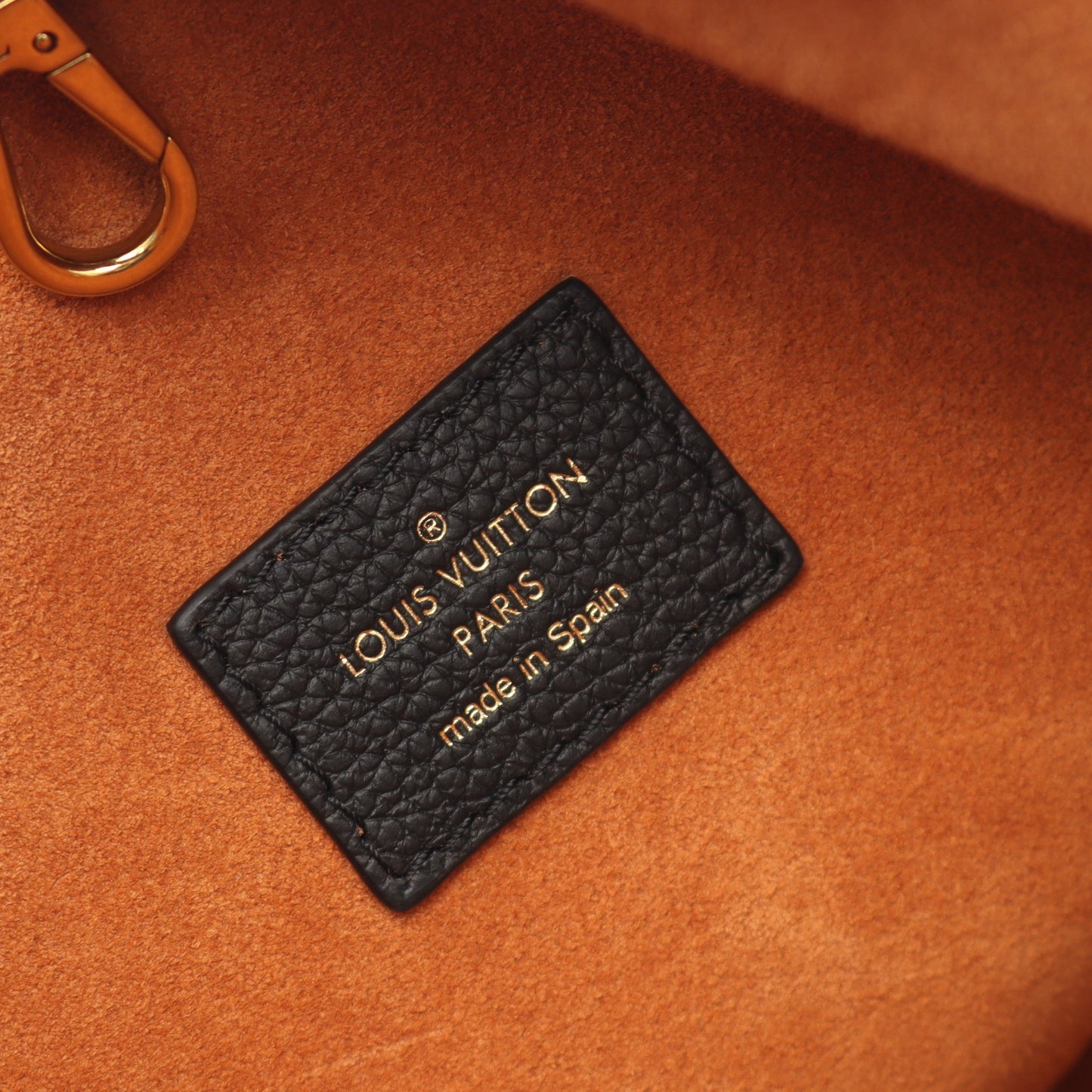 ロウキー ホーボーPM ノワール ショルダーバッグ レザー ブラック ルイヴィトン バッグ LOUIS VUITTON