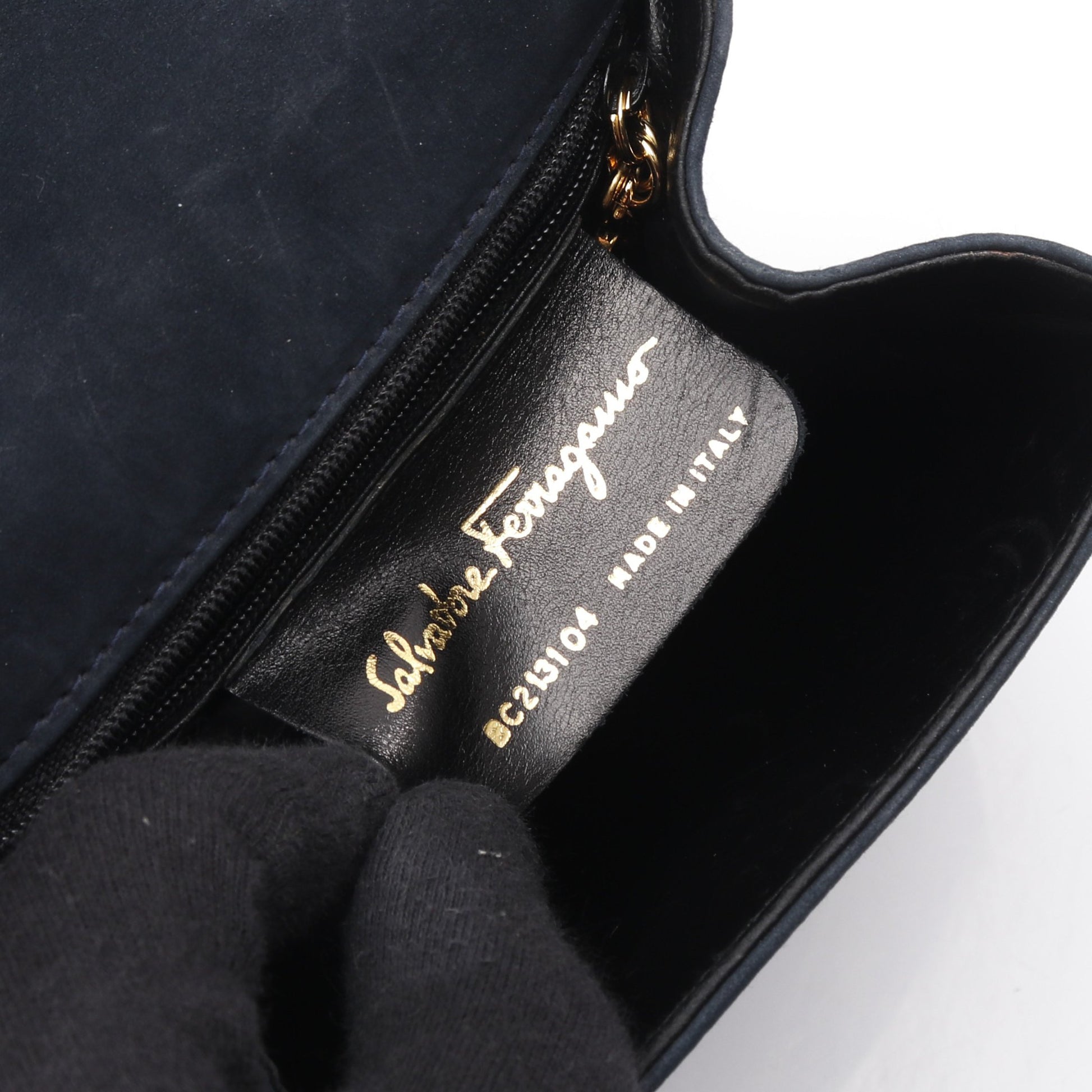 ヴァラリボン ハンドバッグ スエード レザー ダークネイビー 2WAY サルヴァトーレフェラガモ バッグ Salvatore Ferragamo