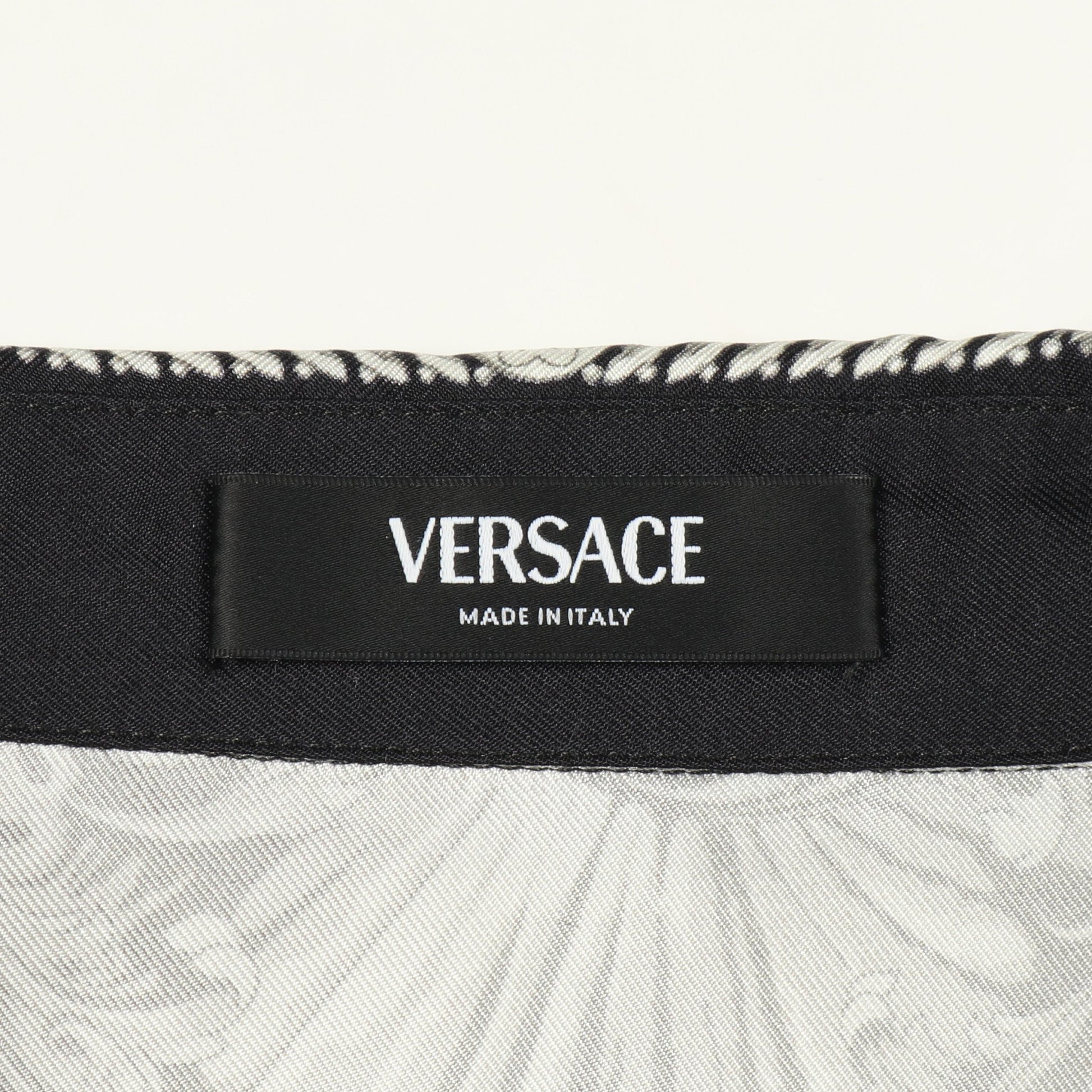 バッコロ シー シャツ シルク ブラック グレー ヴェルサーチ トップス Versace