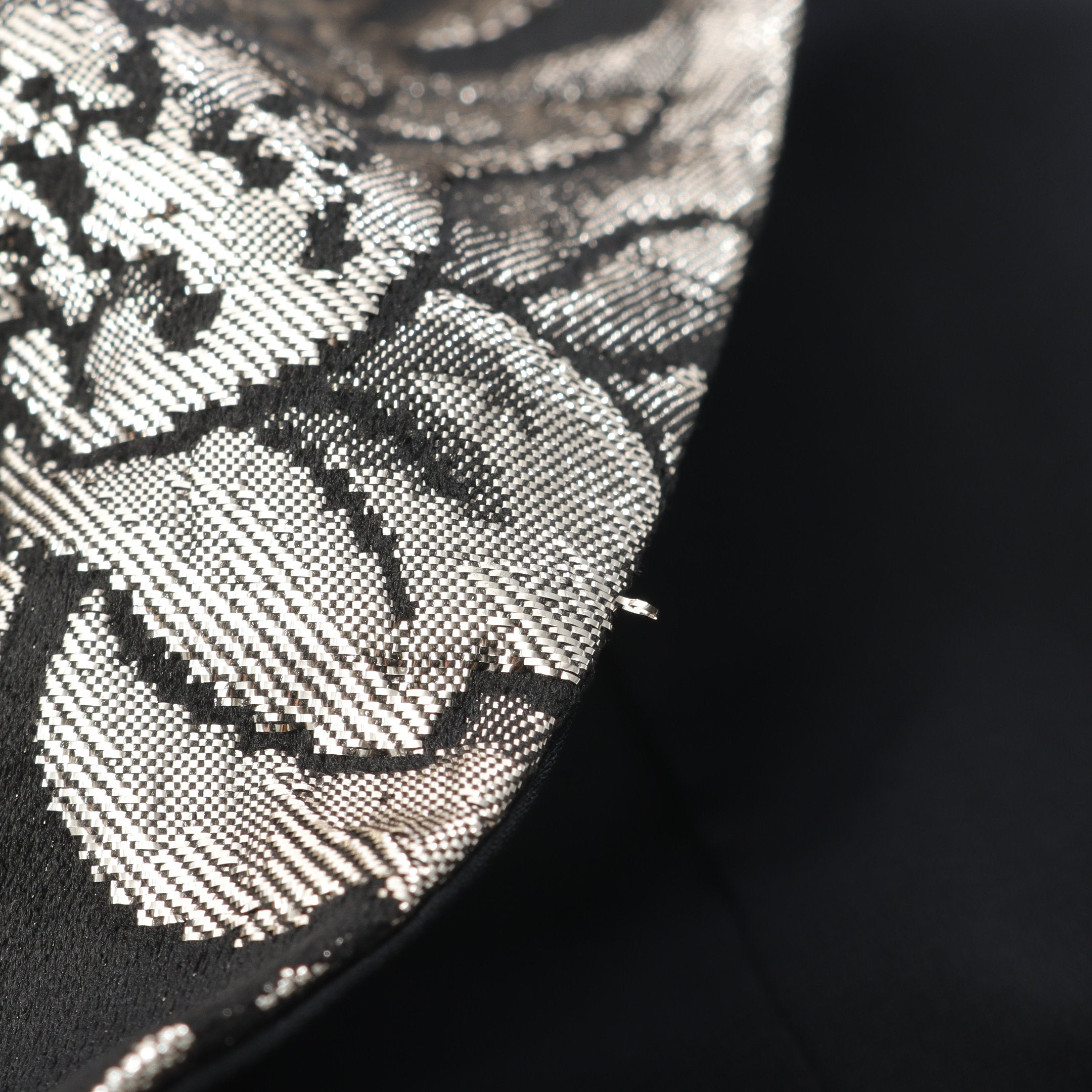 ワンピース ノースリーブ 花柄刺繍 ブラック シャンパンゴールド