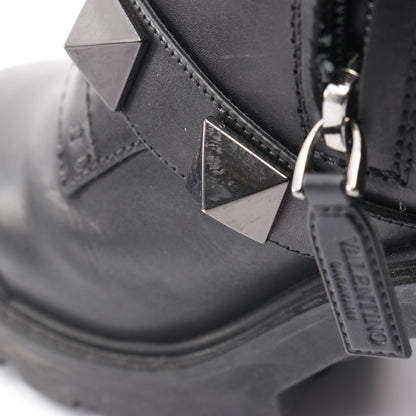 ロックスタッズ ショート ブーツ レザー ブラック ヴァレンティノ シューズ VALENTINO