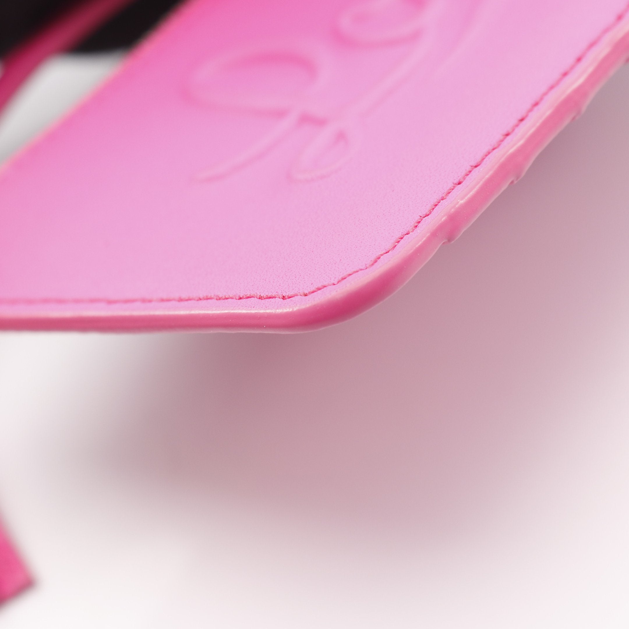 フラグメントケース コインケース カードケース エンボスロゴ レザー