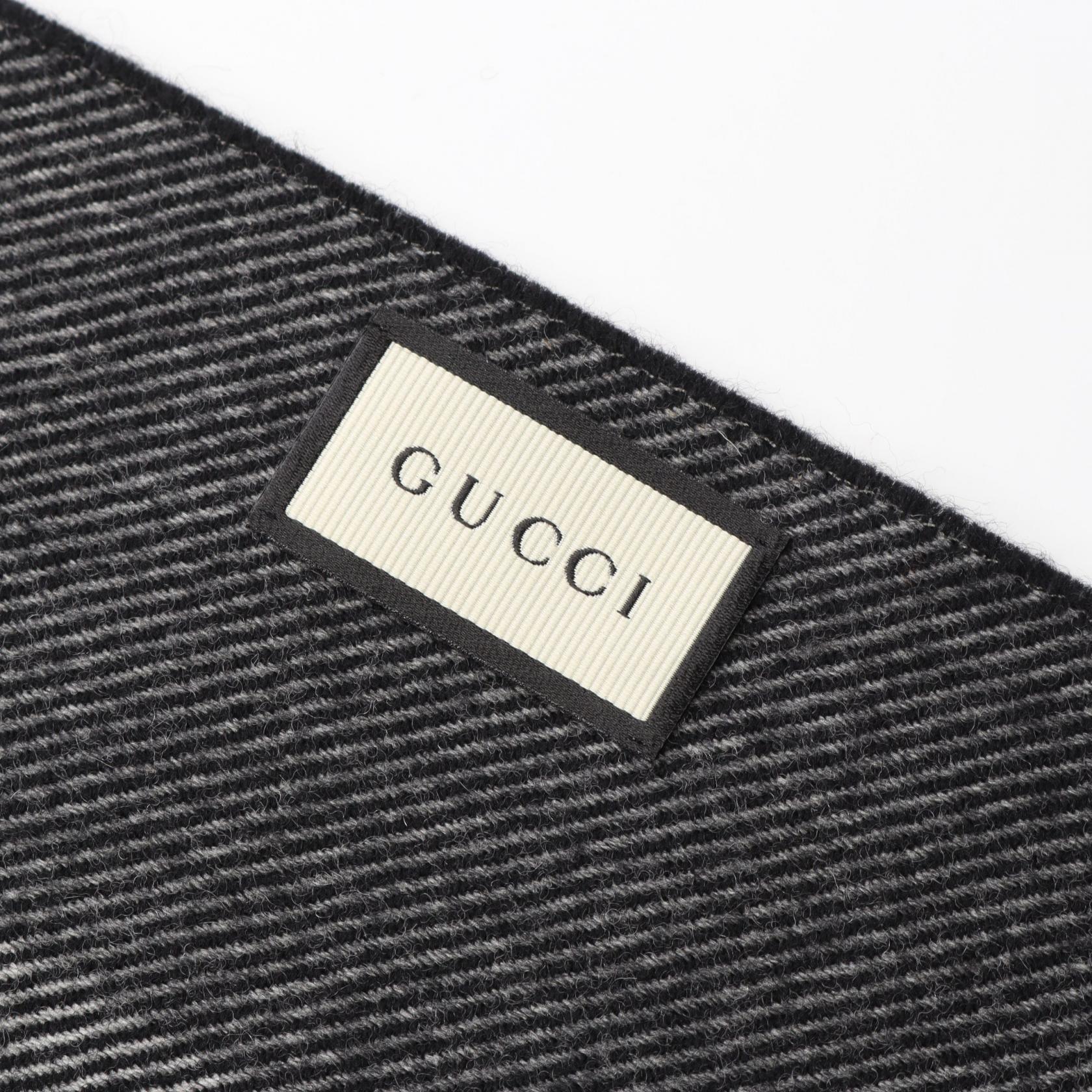 Gucci グレー ロゴマフラー ウール Brandol / GUCCI グッチ ストール ウール100% GG柄 マフラー グレー系