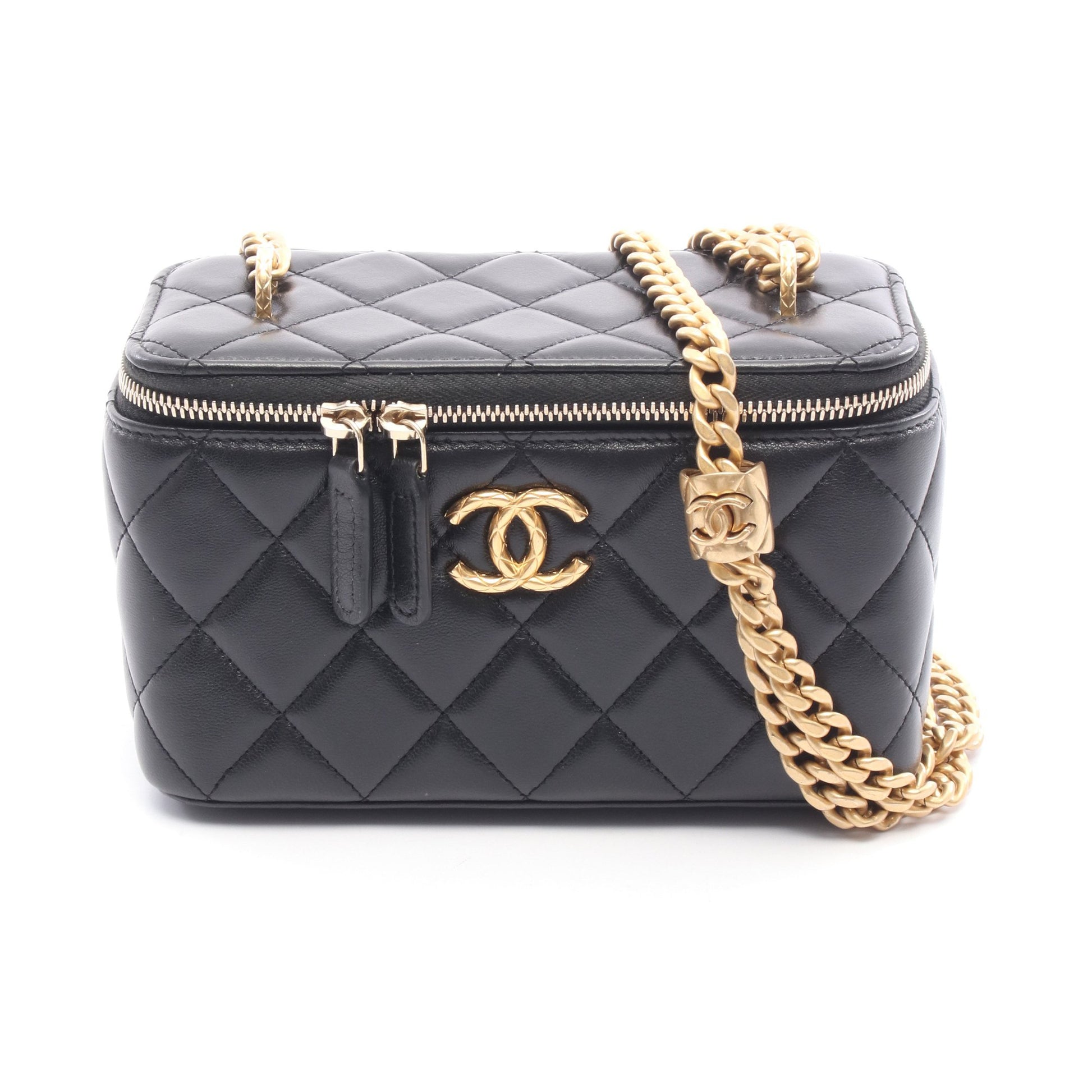 マトラッセ バニティ チェーンショルダーバッグ ラムスキン ブラック ゴールド金具 シャネル バッグ CHANEL