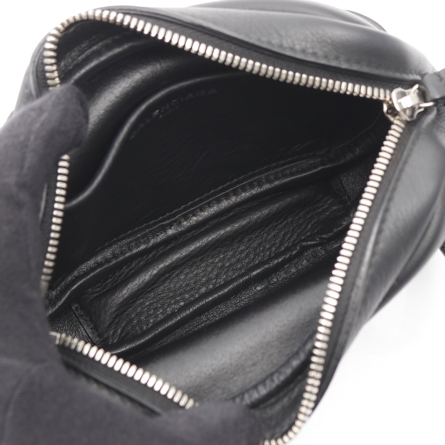 EVERYDAY CAMERA BAG XS エブリデイ カメラバッグ ショルダーバッグ レザー ブラック バレンシアガ バッグ BALENCIAGA