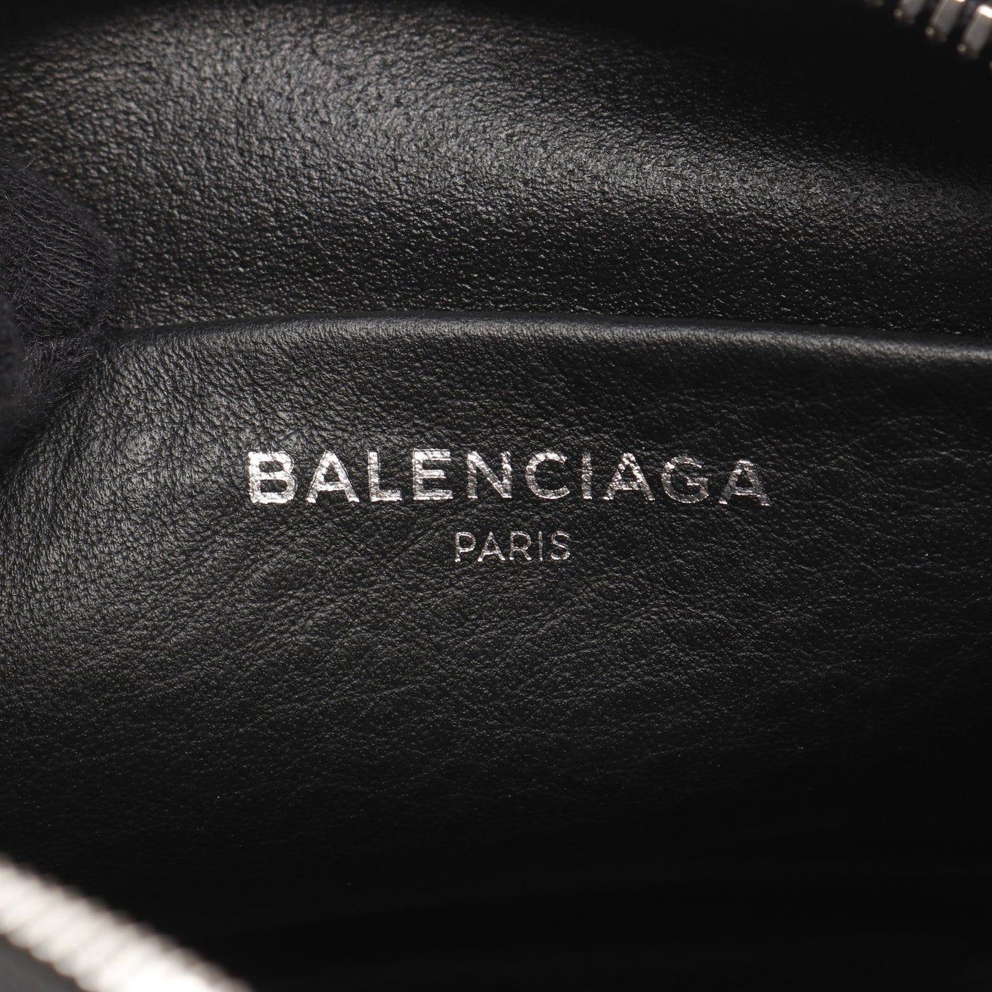 EVERYDAY CAMERA BAG XS エブリデイ カメラバッグ ショルダーバッグ レザー ブラック バレンシアガ バッグ BALENCIAGA