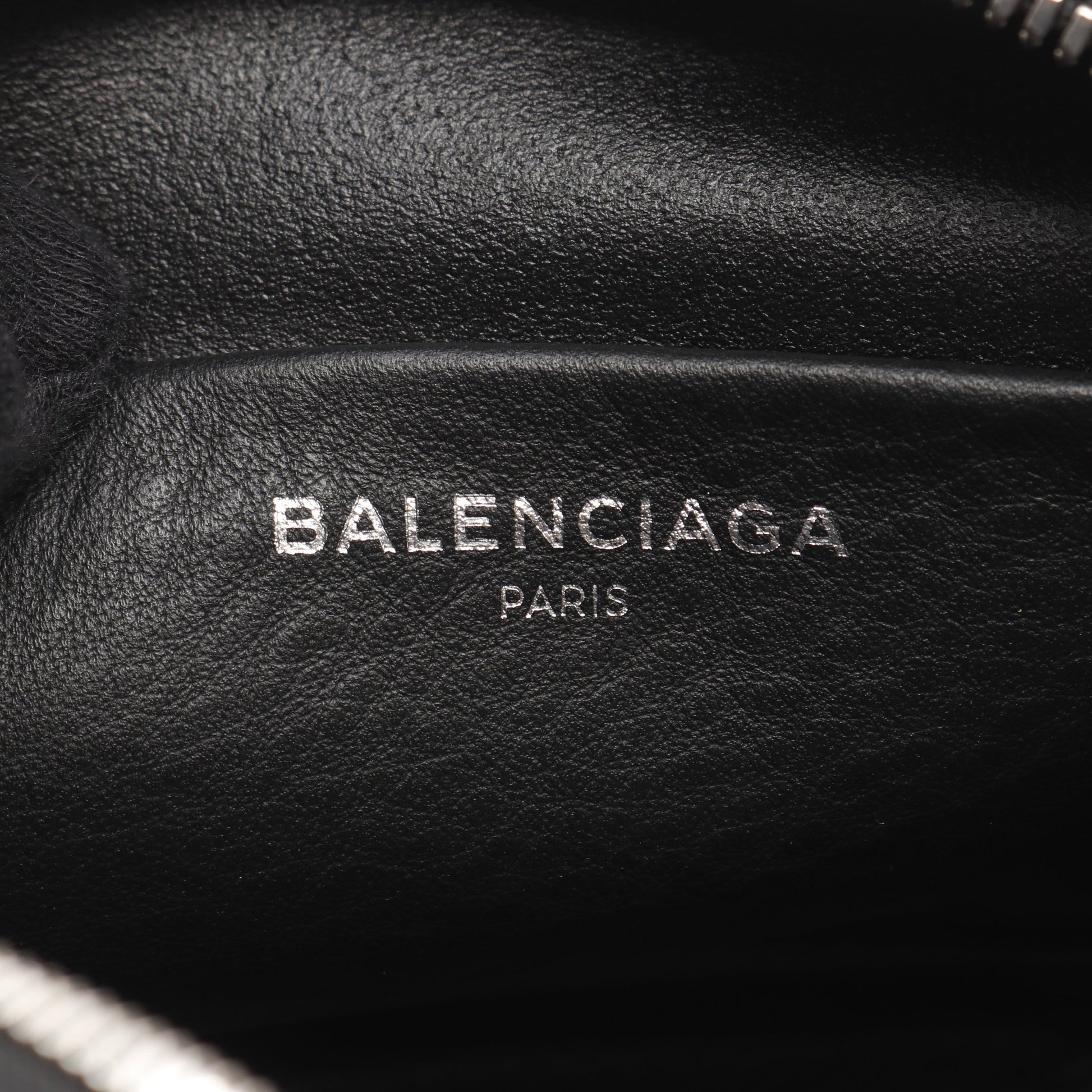 EVERYDAY CAMERA BAG XS エブリデイ カメラバッグ ショルダーバッグ レザー ブラック バレンシアガ バッグ BALENCIAGA