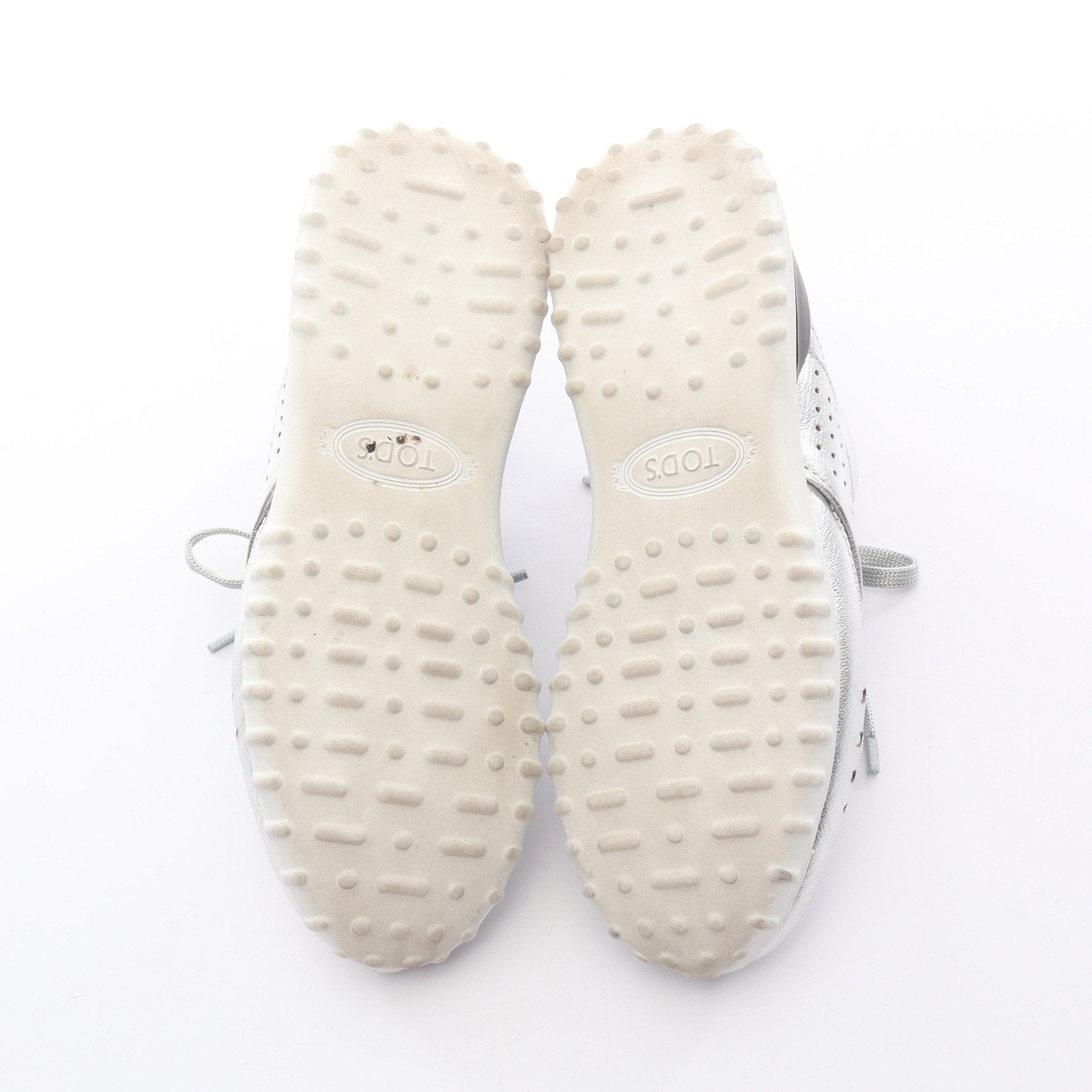 Tod's スニーカー　パンチングレザー スニーカー パンチング レザー シルバー ブラック トッズ – RECLO