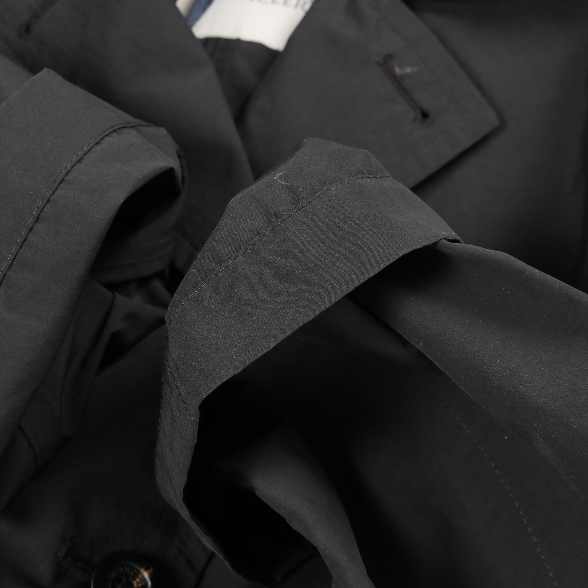 ROCHE トレンチコート ブラック モンクレール アウター MONCLER